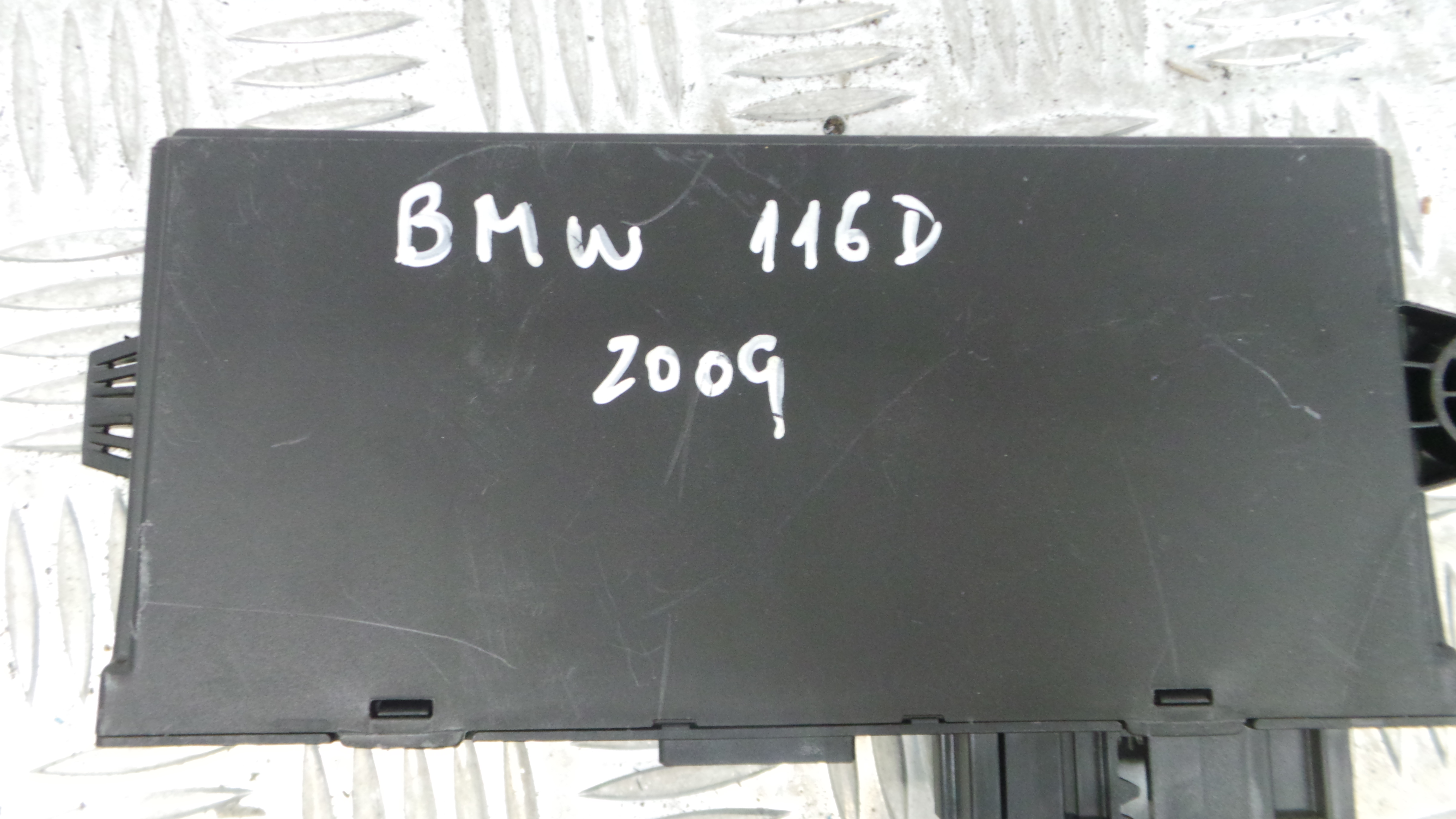 Modulo Electrónico 61.35-9217853 - BMW 1 (E87)-33158741 Modulo Electrónico 61.35-9217853 - BMW 1 (E87)-33158741