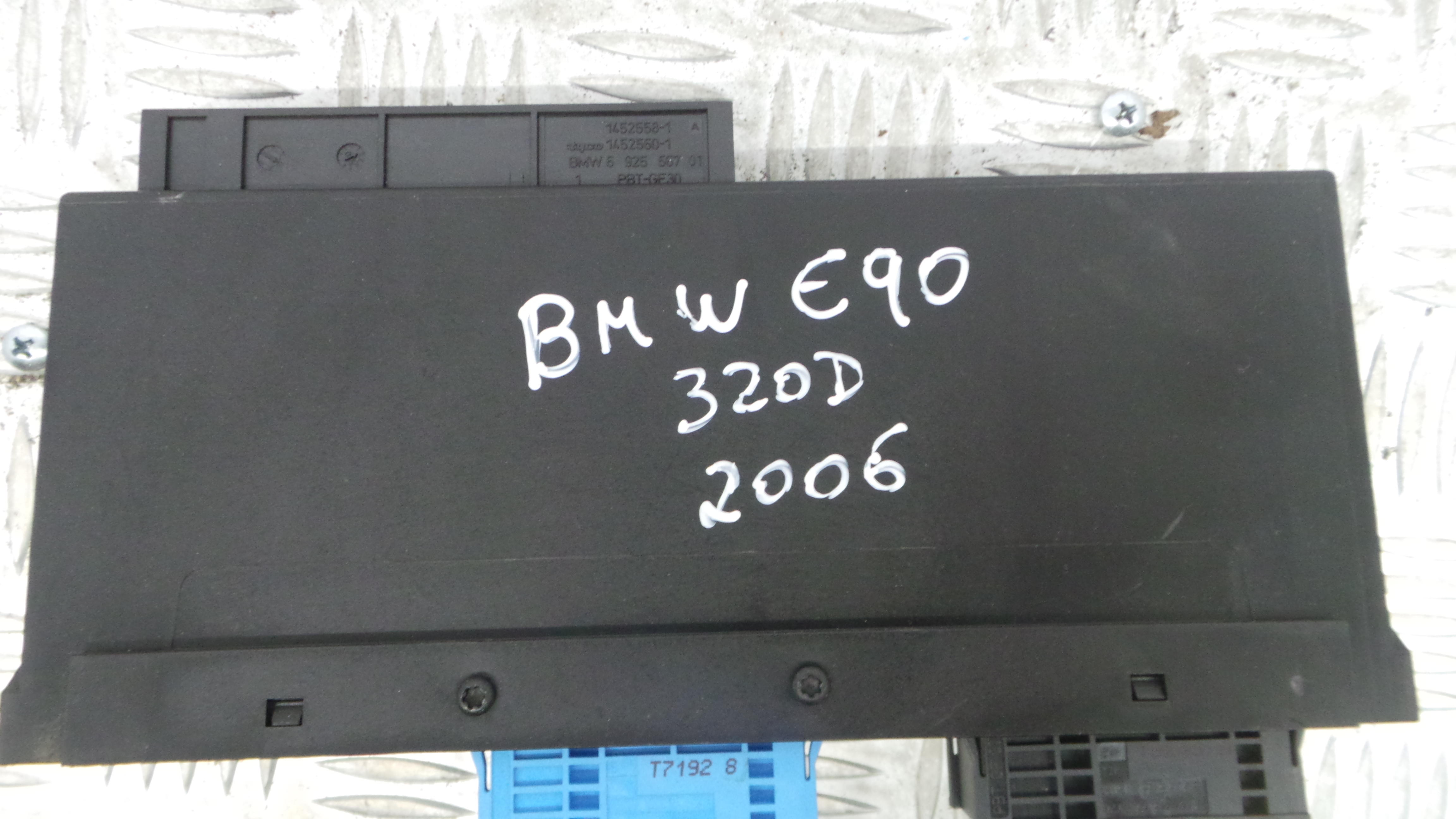 Modulo Electrónico 61.35-6983302 - BMW 3 (E90)-33158828 Modulo Electrónico 61.35-6983302 - BMW 3 (E90)-33158828