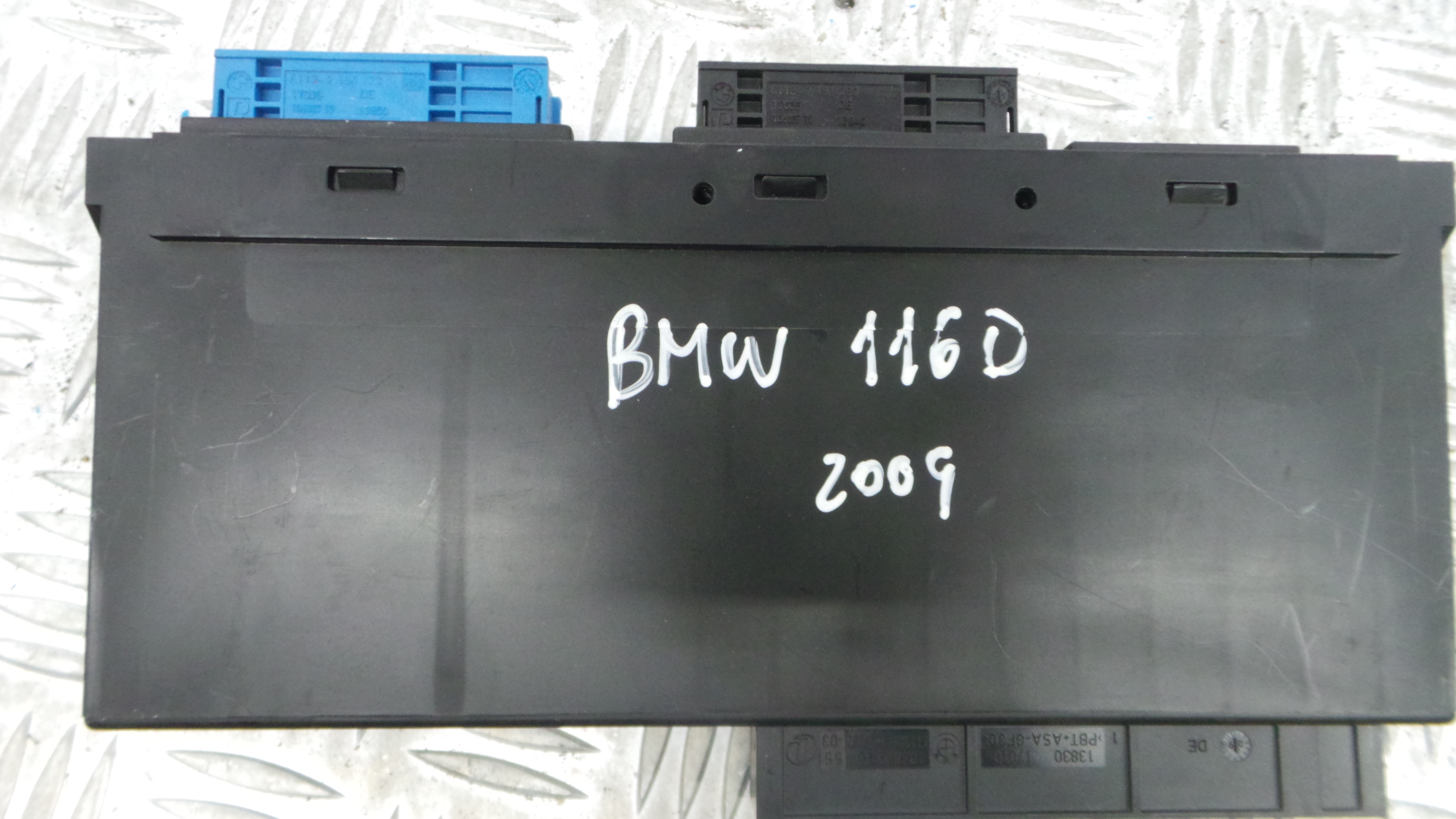 Modulo Electrónico 61.35-9226331 - BMW 1 (E87)-33158837 Modulo Electrónico 61.35-9226331 - BMW 1 (E87)-33158837