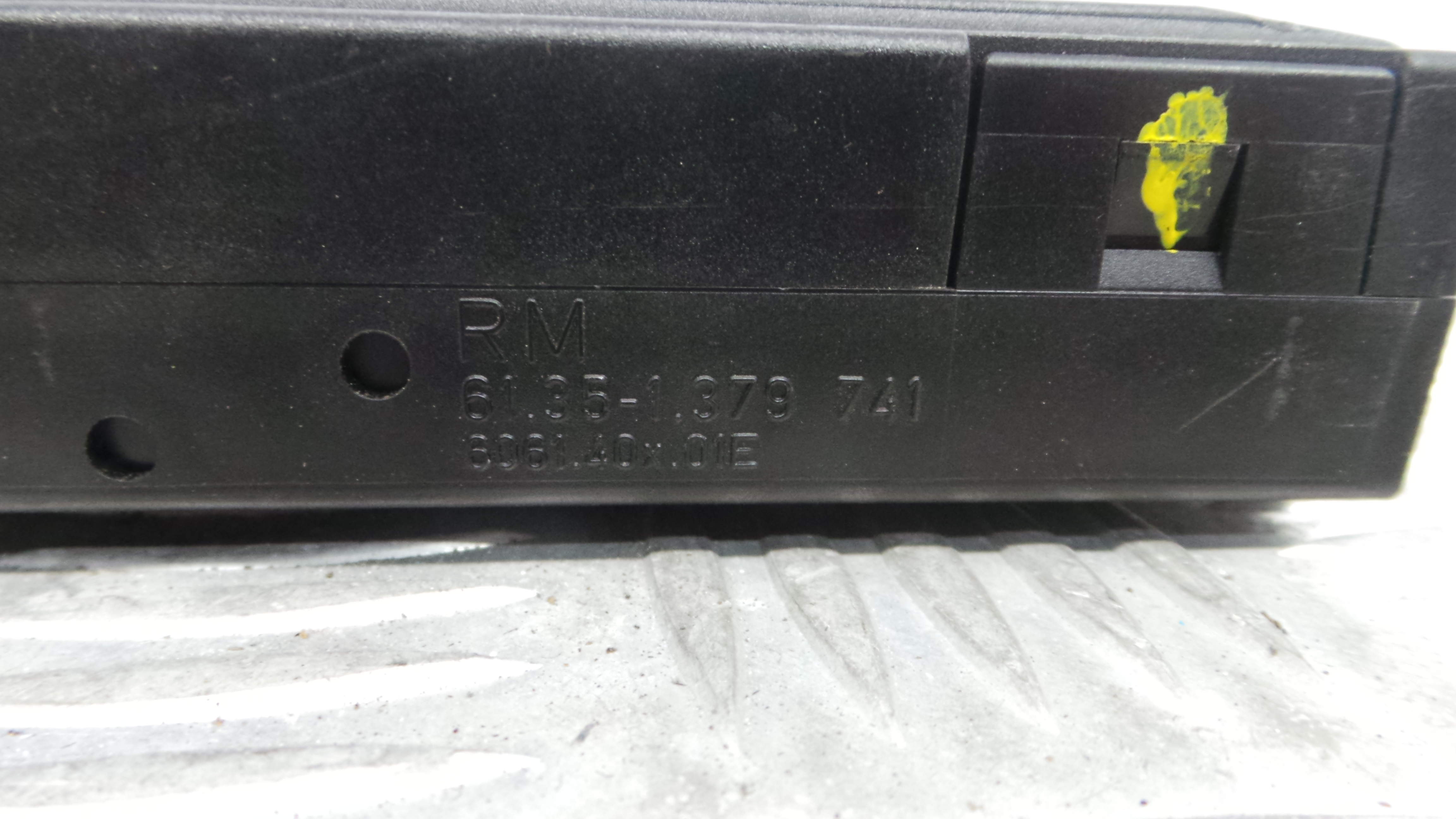 Modulo Electrónico 61.35-1379741 - BMW 5 (E34)-33158879