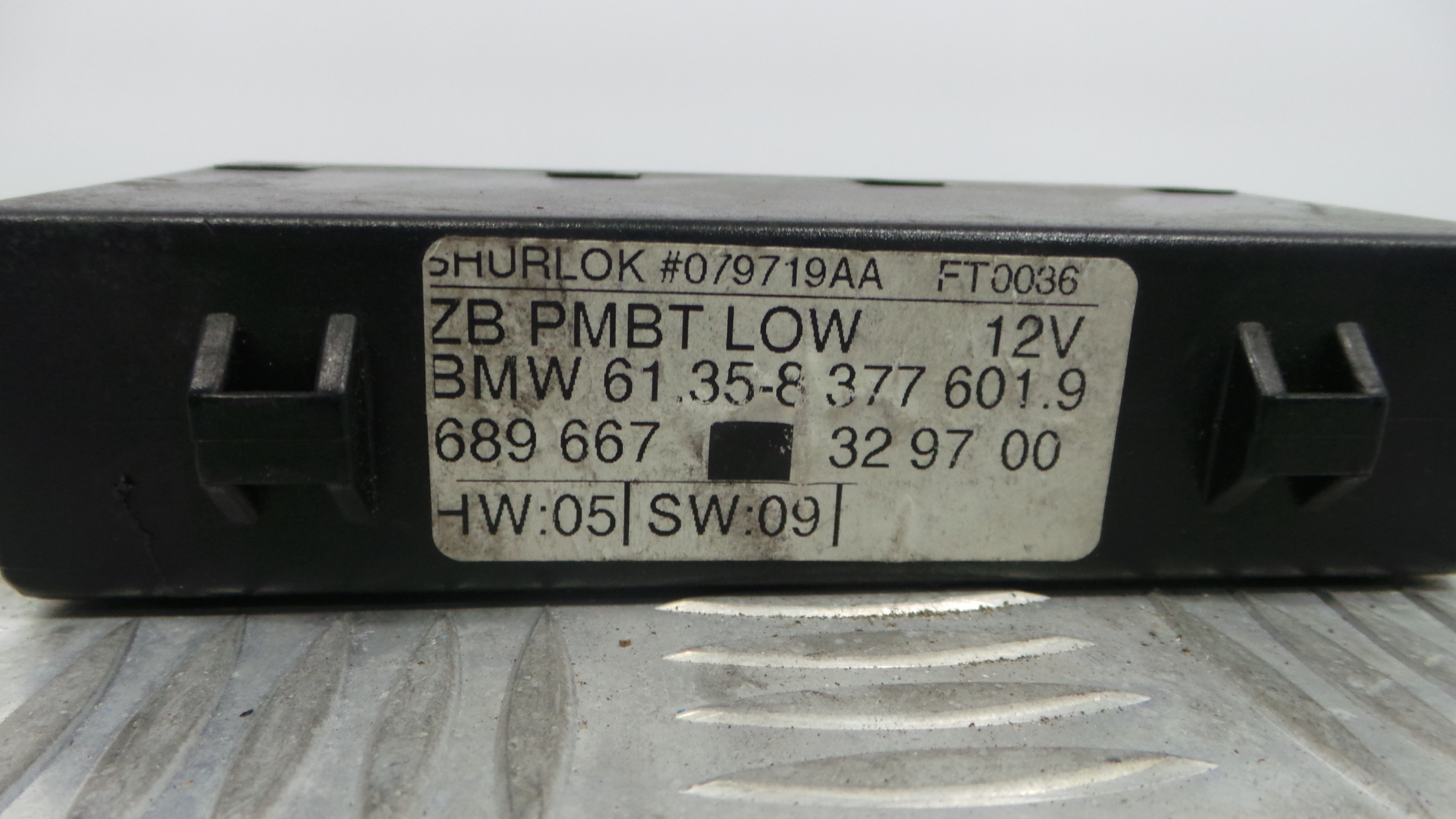 Modulo Electrónico 61.35-8377601 - BMW 5 (E39)-33158900