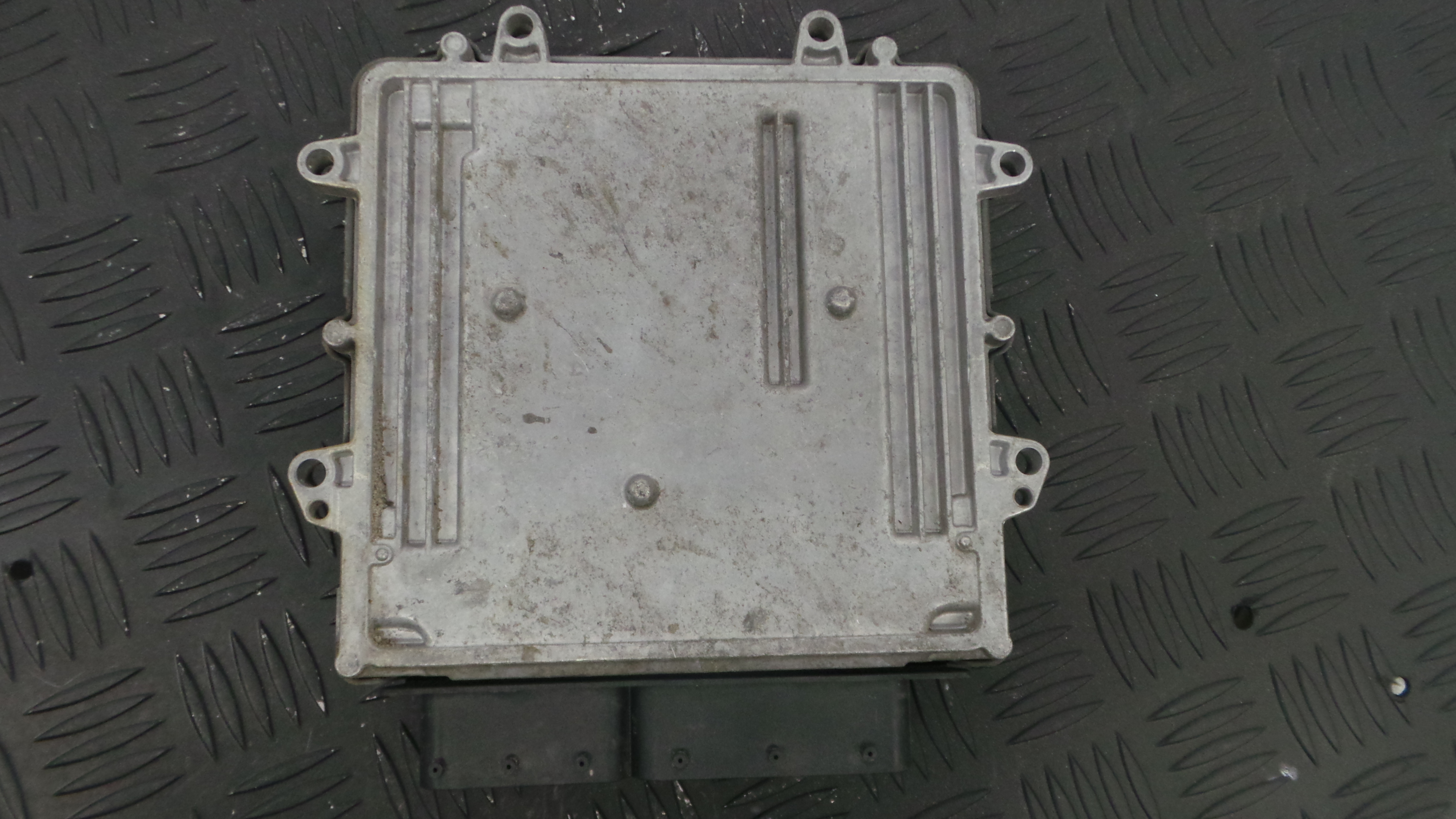 Centralina do Motor A6391501079 - MITSUBISHI COLT VI (Z3_A, Z2_A)-33159852