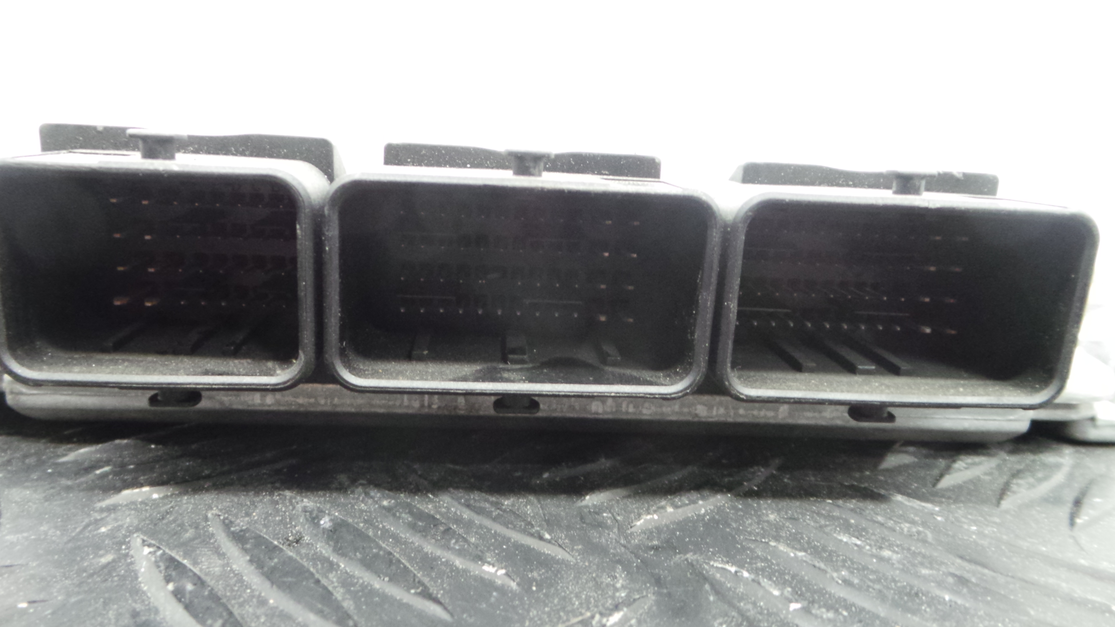 Centralina do Motor 8200065997 - MITSUBISHI CARISMA (DA_)-33159897