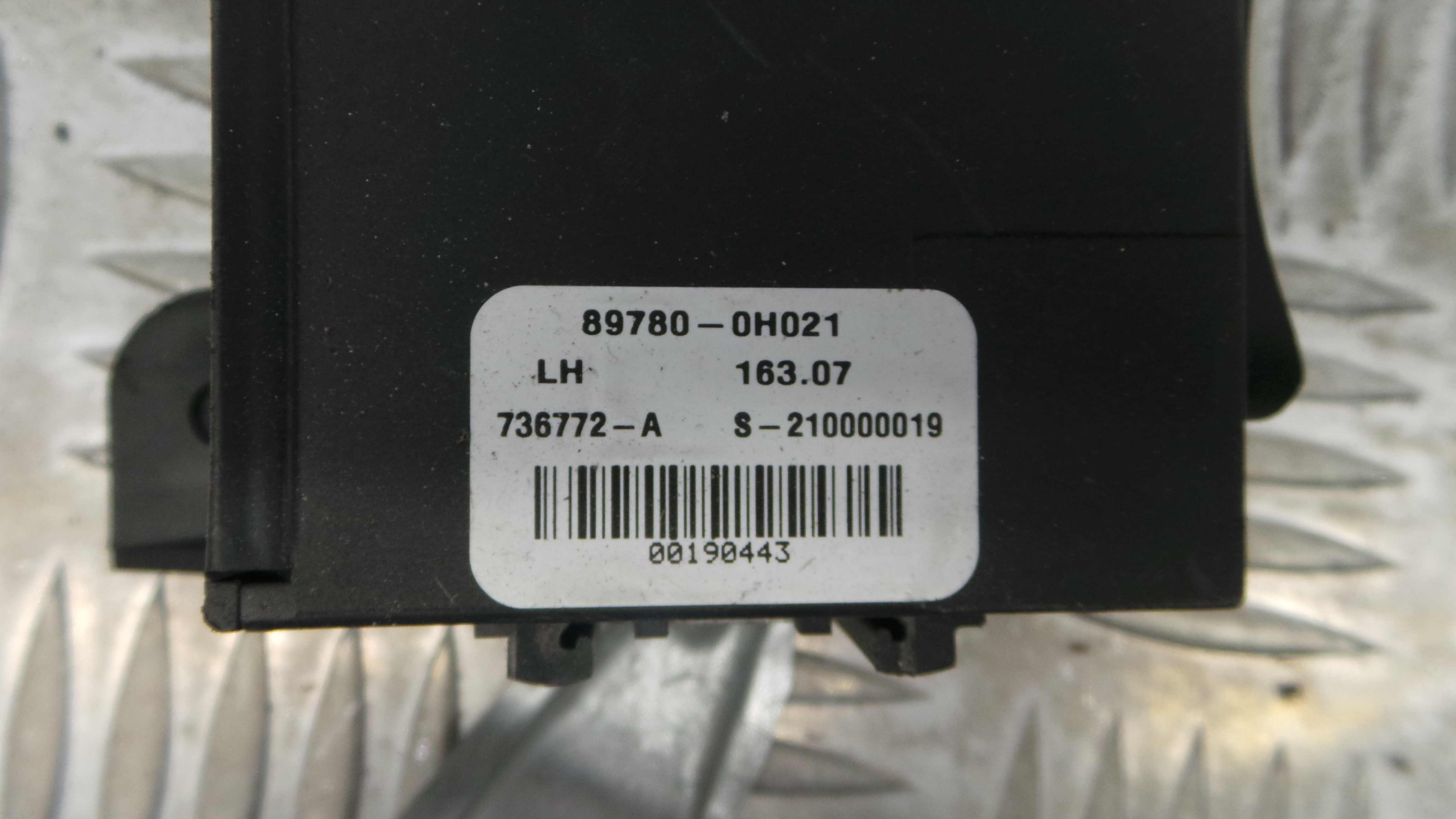 Centralina do Fecho Central 89780-0H021 - TOYOTA AYGO (_B1_)-33172439