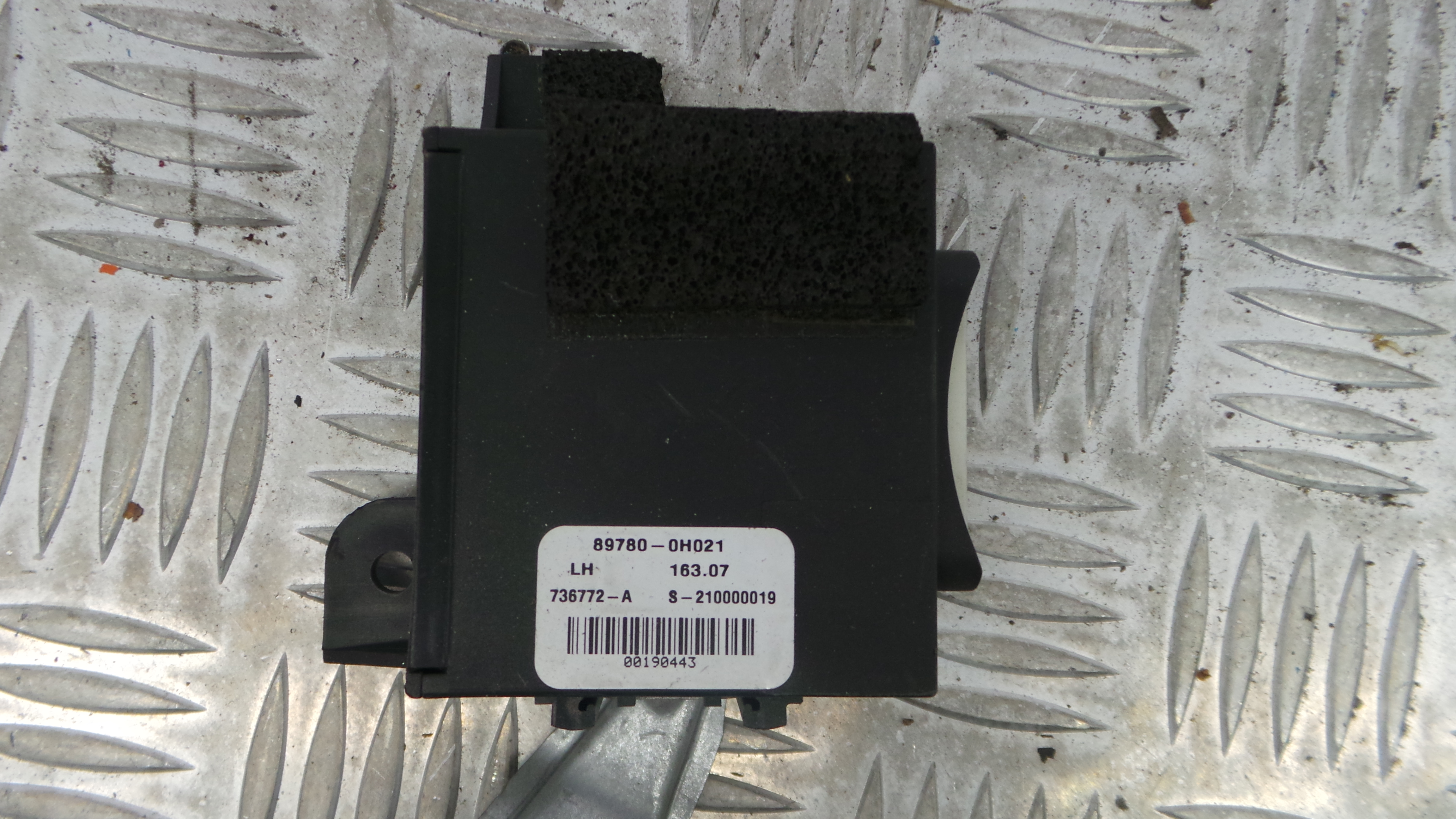 Centralina do Fecho Central 89780-0H021 - TOYOTA AYGO (_B1_)-33172439