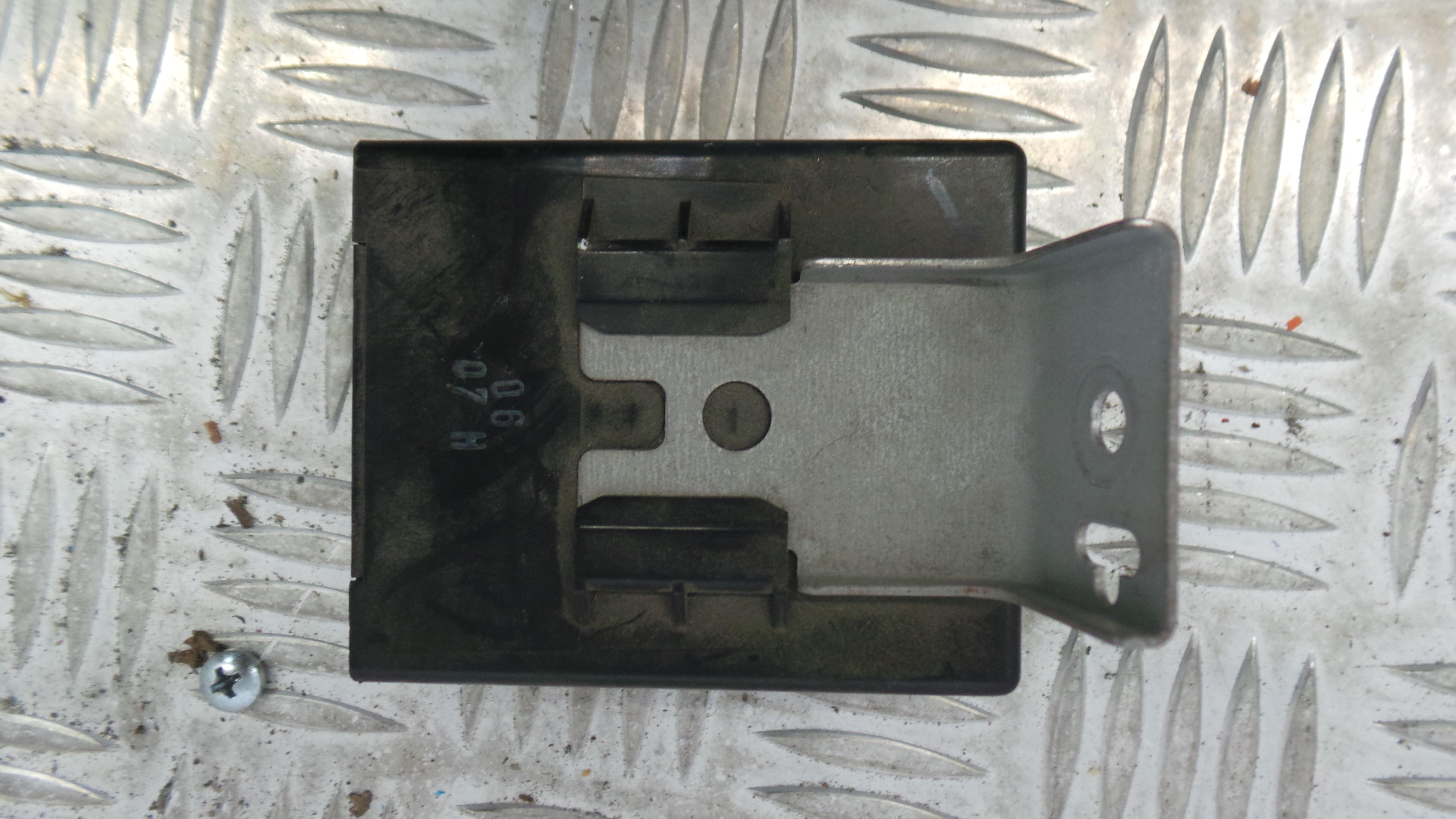 Modulo Electrónico 88650-02390 - TOYOTA COROLLA (_E12_), COROLLA / ALLEX (_E12_)-33172449