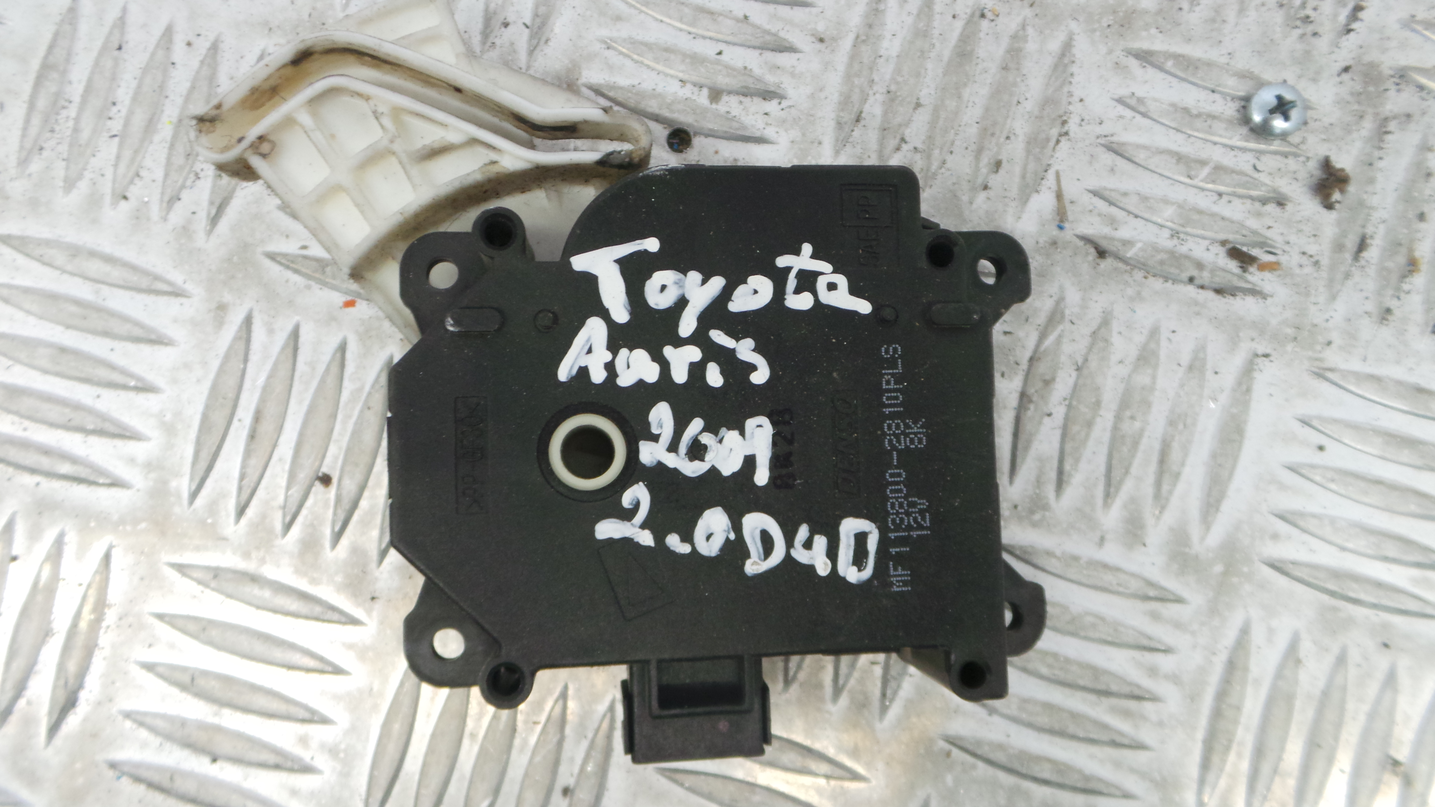 Atuador do Circuito de Ar  113800-2810 - TOYOTA AURIS (_E15_), COROLLA (_E15_)-33172466