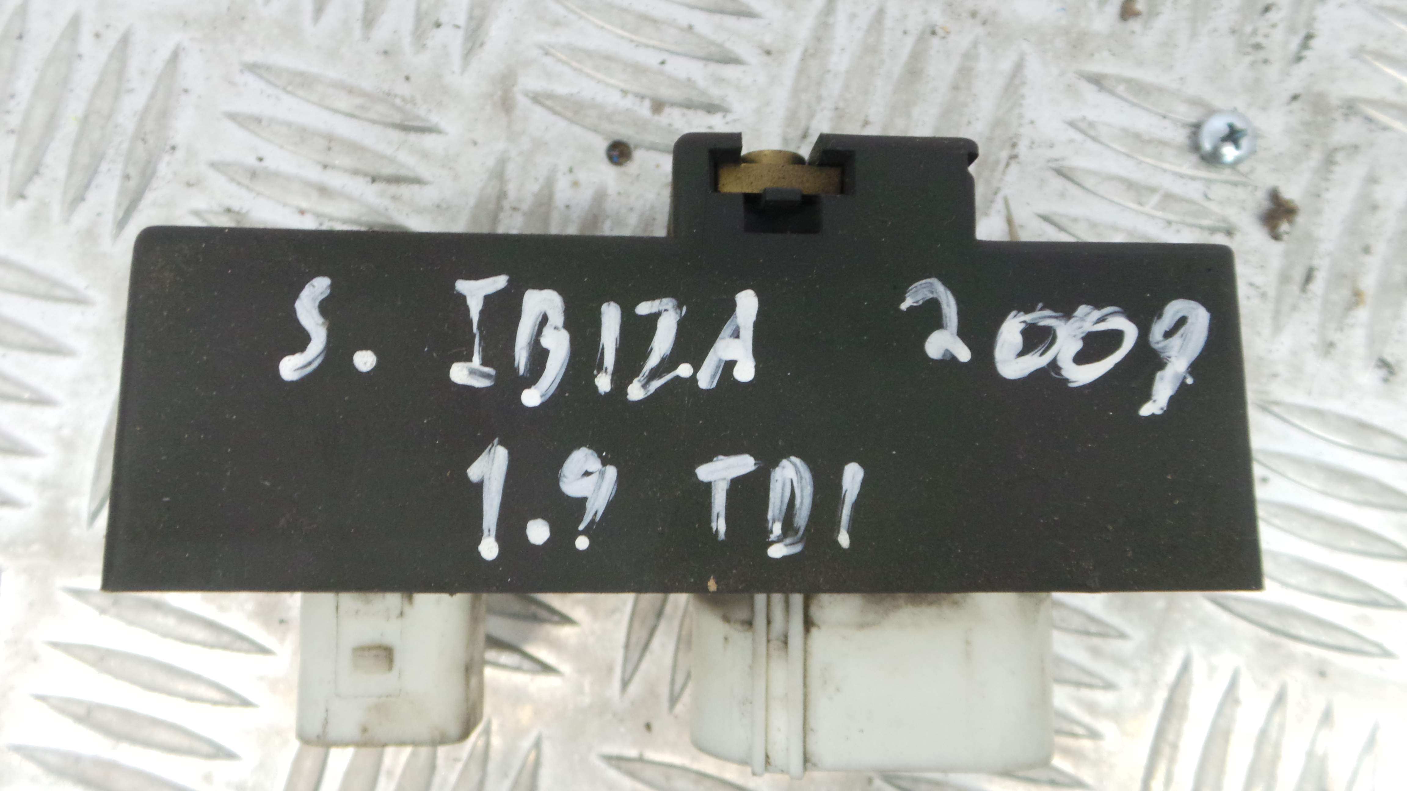 Relé 1J0919506M - SEAT IBIZA IV (6J5, 6P1), IBIZA Mk IV (6J5, 6P1)-33172472