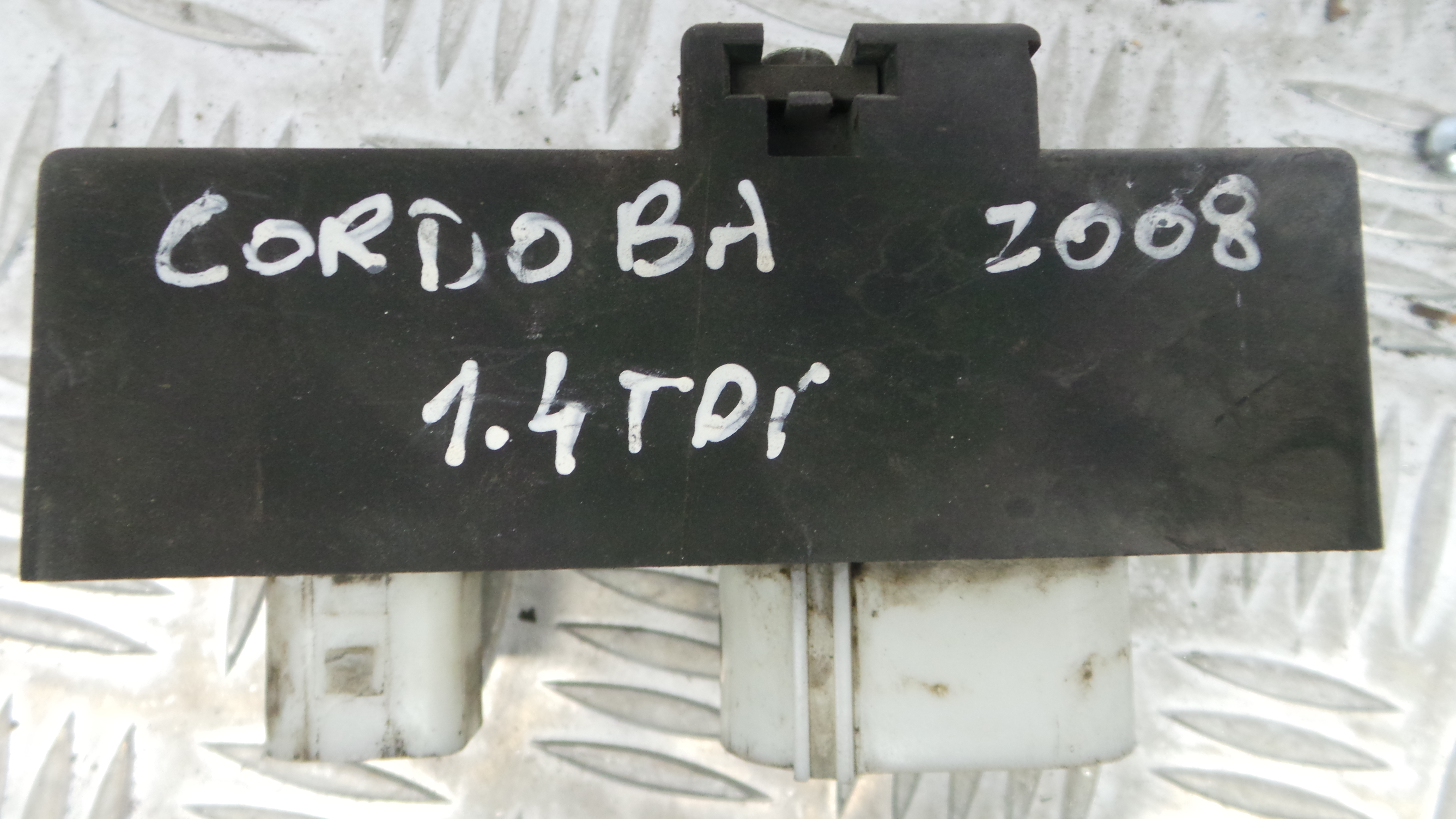 Relé 1J0919506M - SEAT CORDOBA (6L2)-33172478 Relé 1J0919506M - SEAT CORDOBA (6L2)-33172478