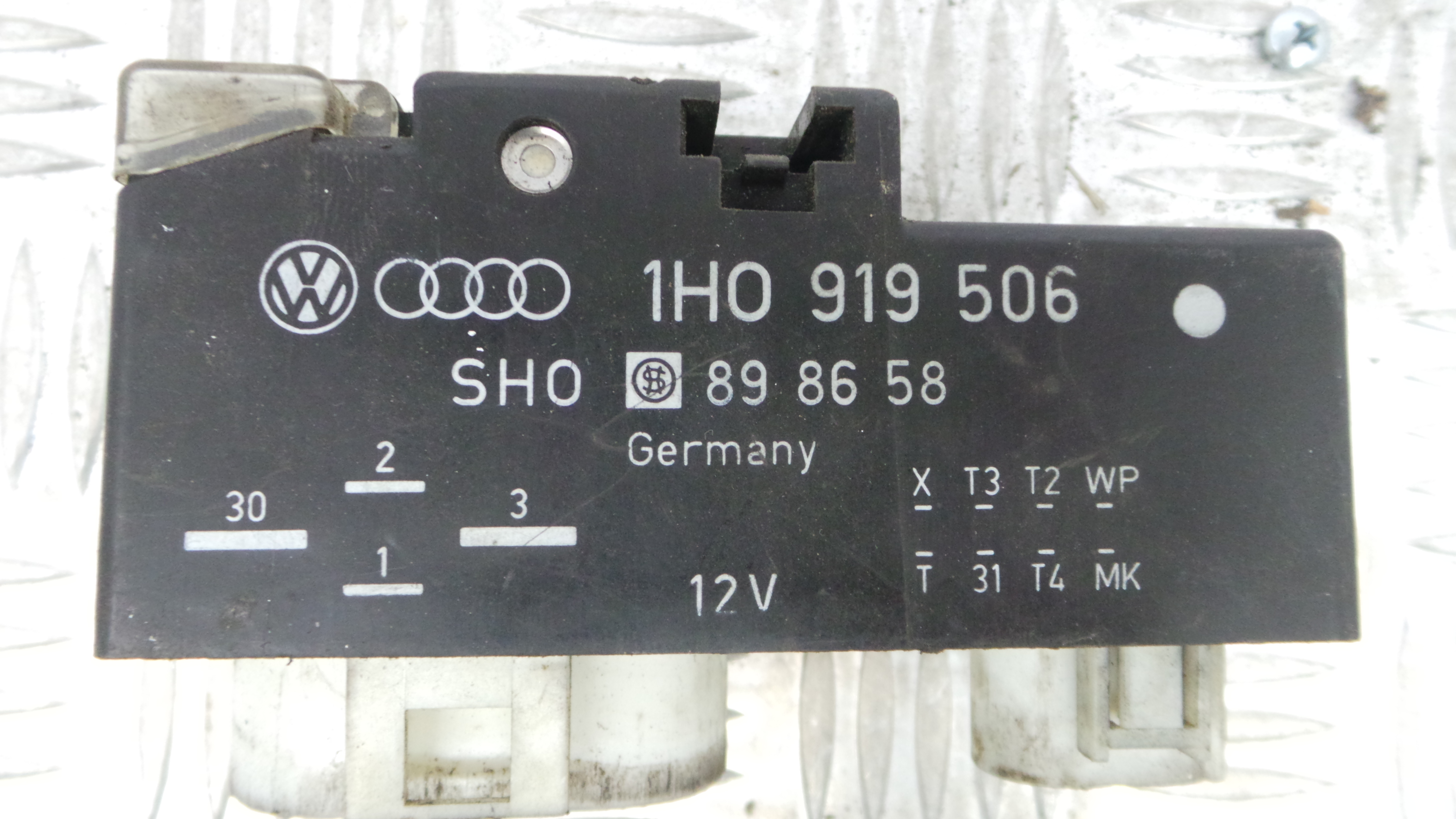 Relé 1H0919506 - VW PASSAT B3/B4 (3A2, 35I)-33172539