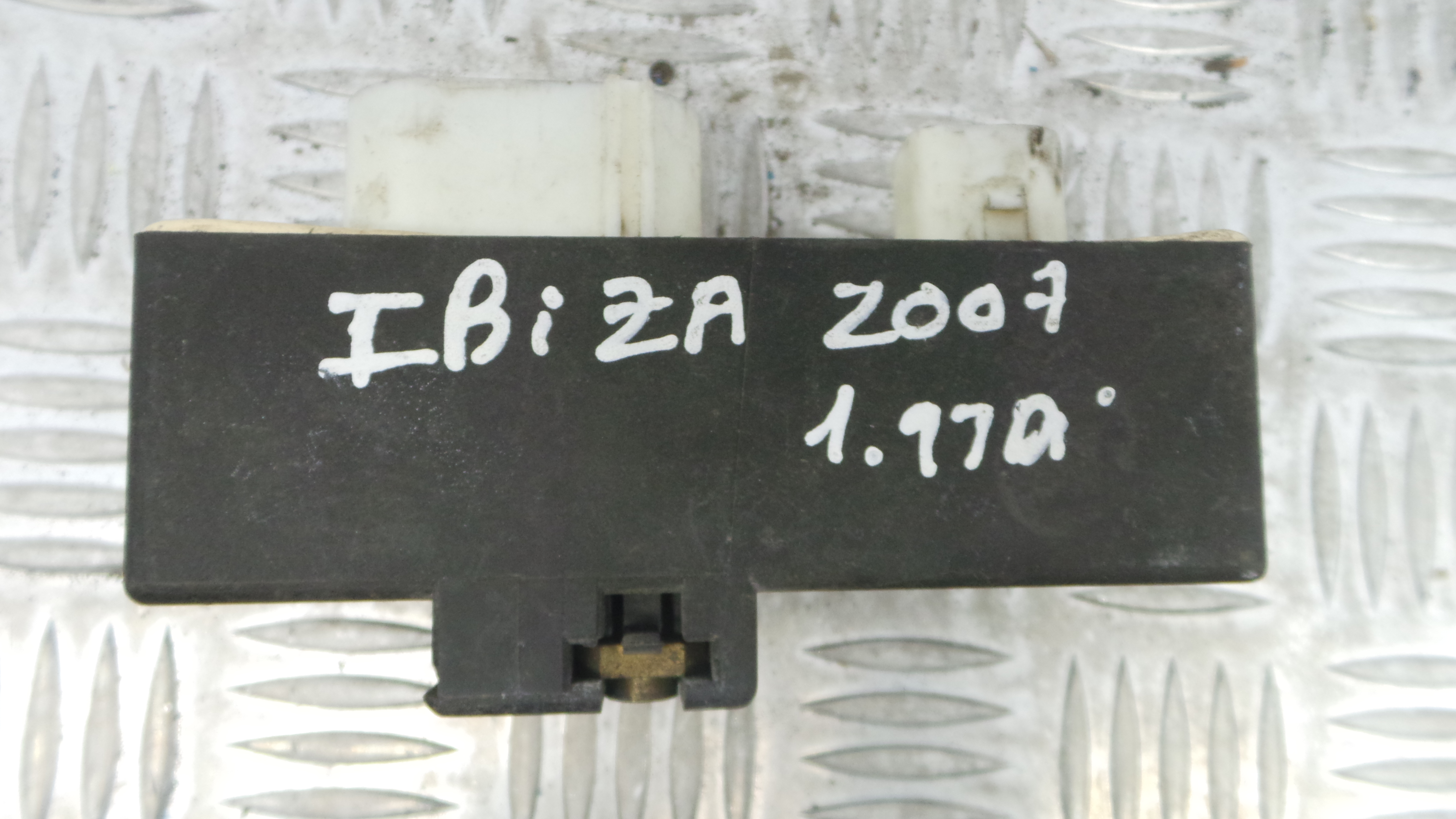 Relé 1J0919506M - SEAT IBIZA III (6L1), IBIZA Mk III (6L1)-33172598