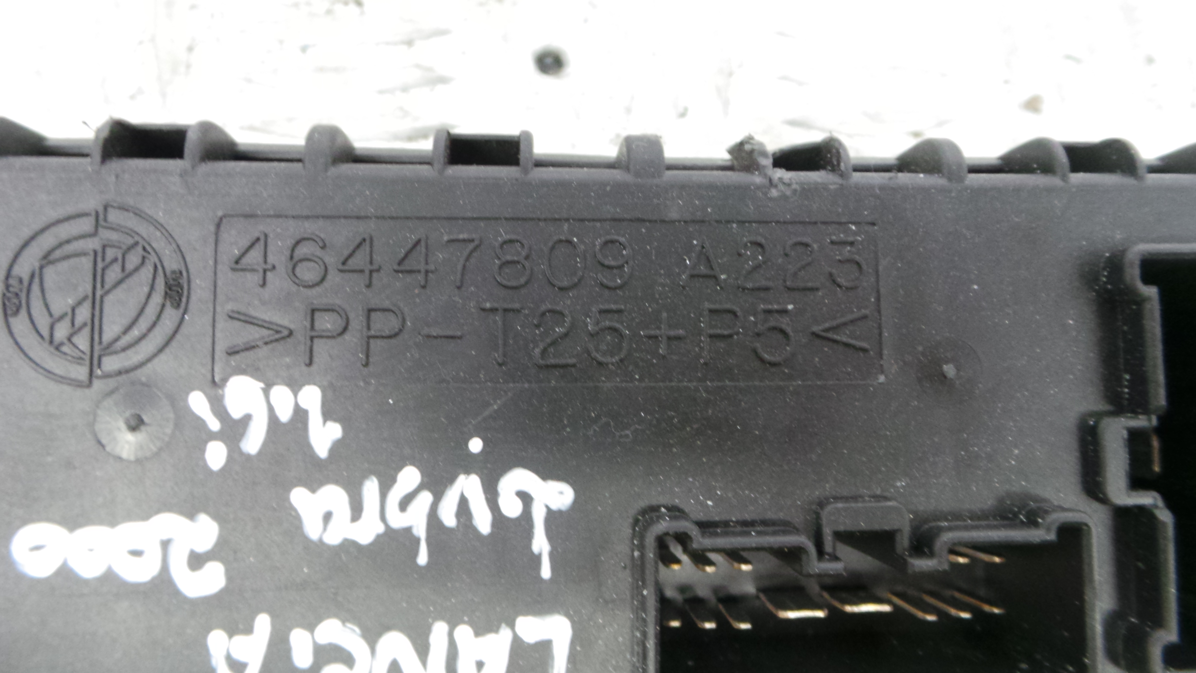 Caixa dos Fusíveis / BSI / UCH / SAM 46447809 - LANCIA LYBRA (839_)-33172611