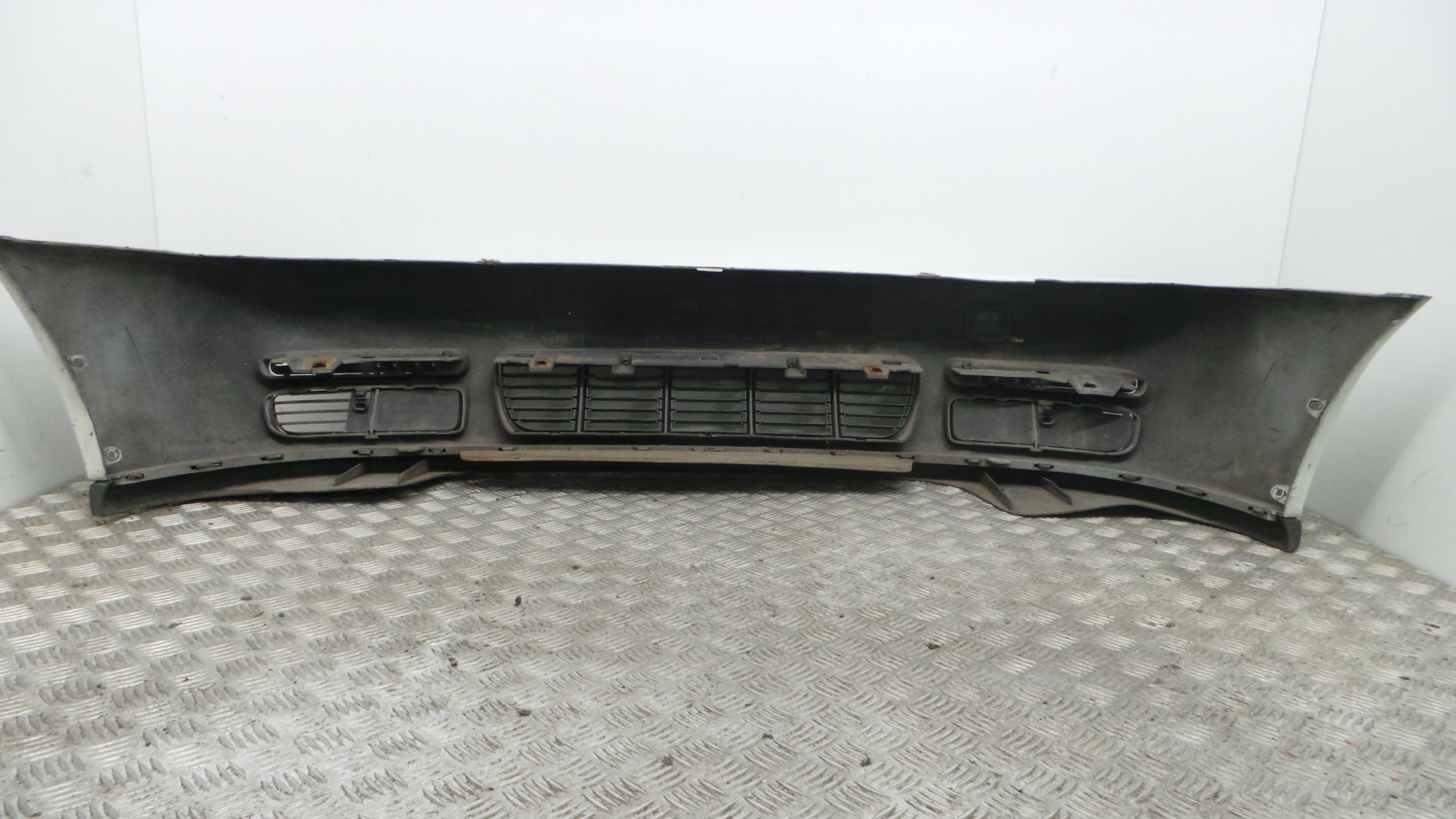 Para Choques Frente LN0807221A - VW POLO III (6N1)-33172908