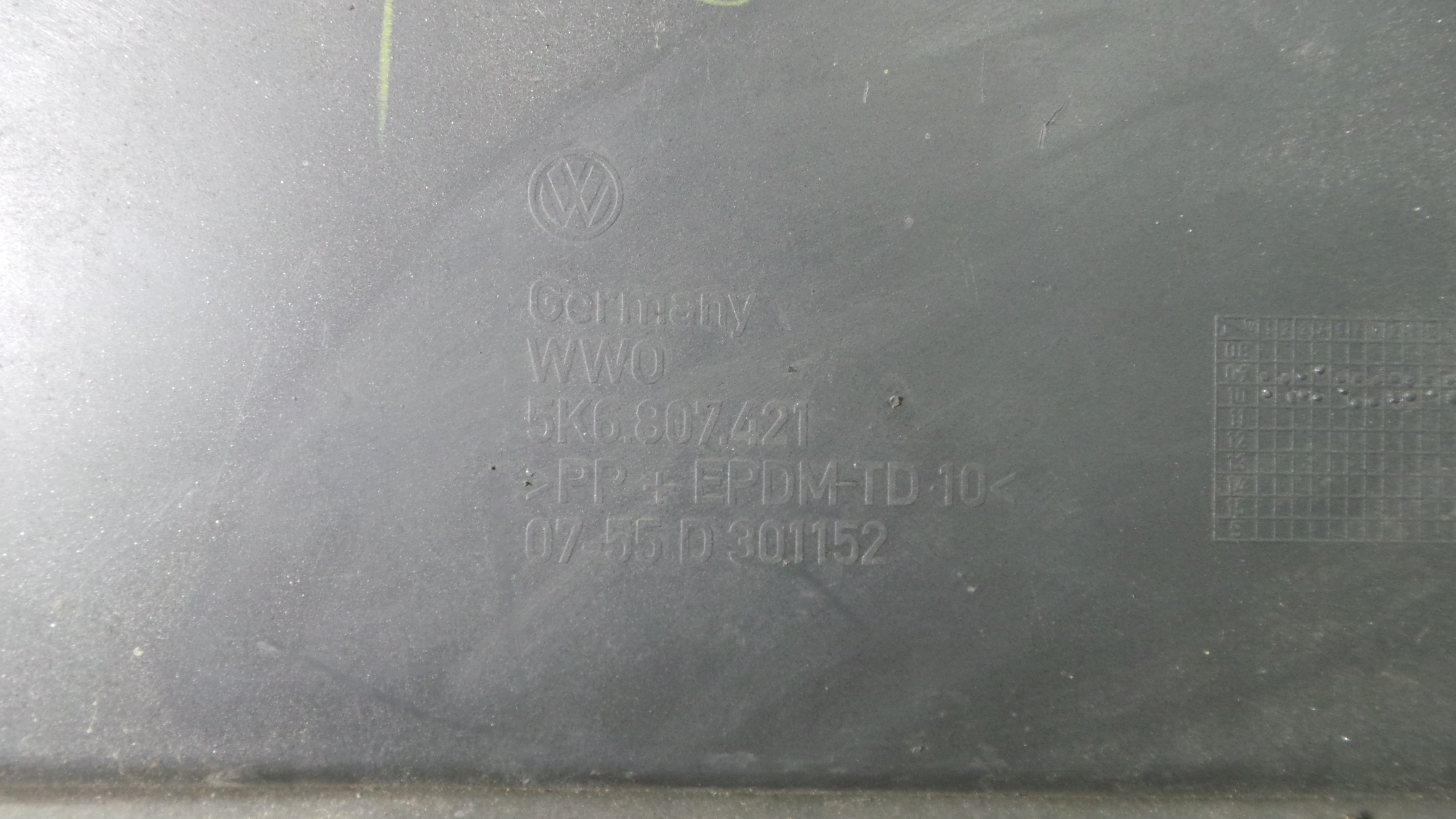 Para Choques de Trás 5K6807421 - VW GOLF VI (5K1)-33172989