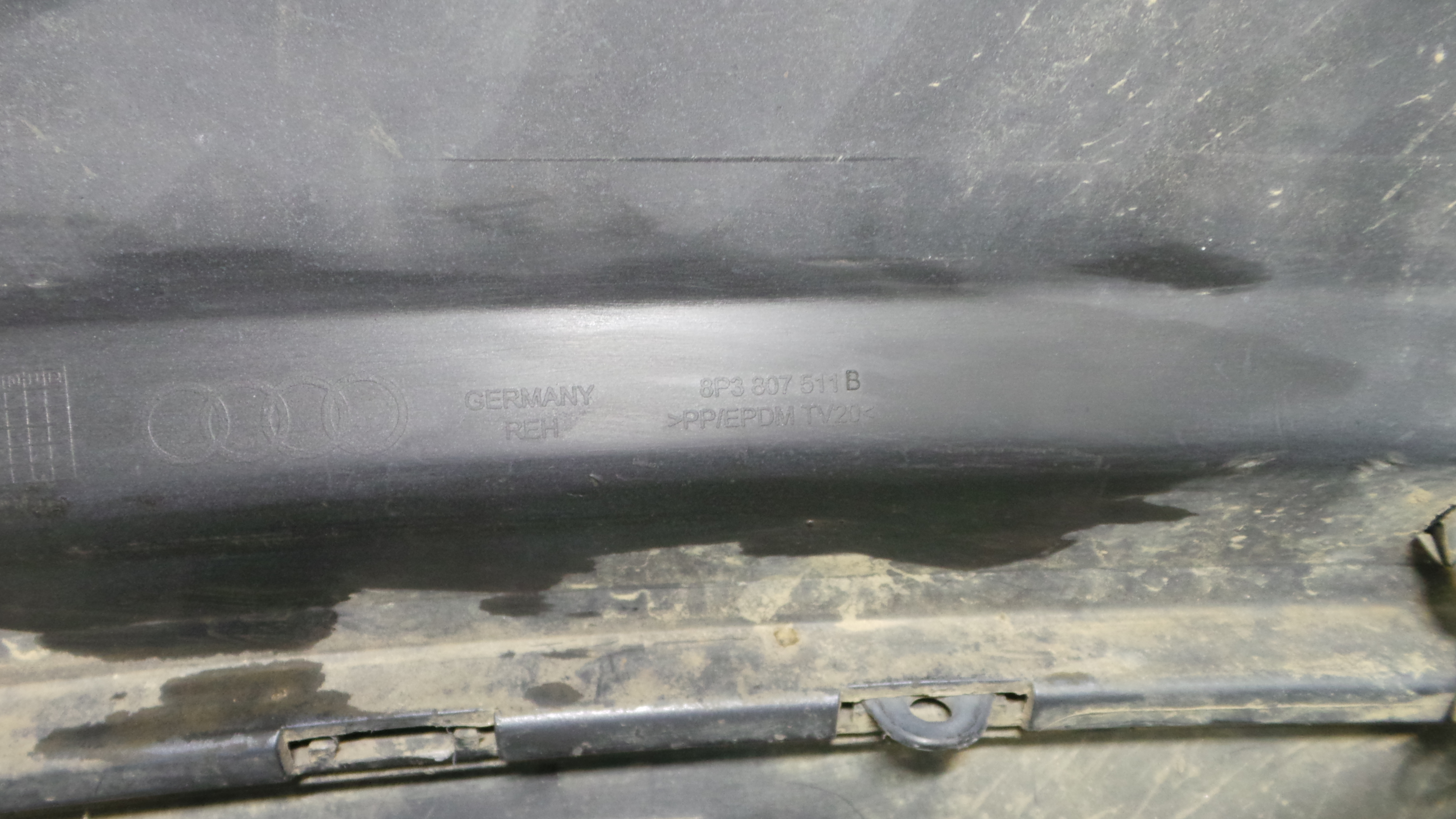 Para Choques de Trás 8P3807511B - AUDI A3 (8P1)-33173078