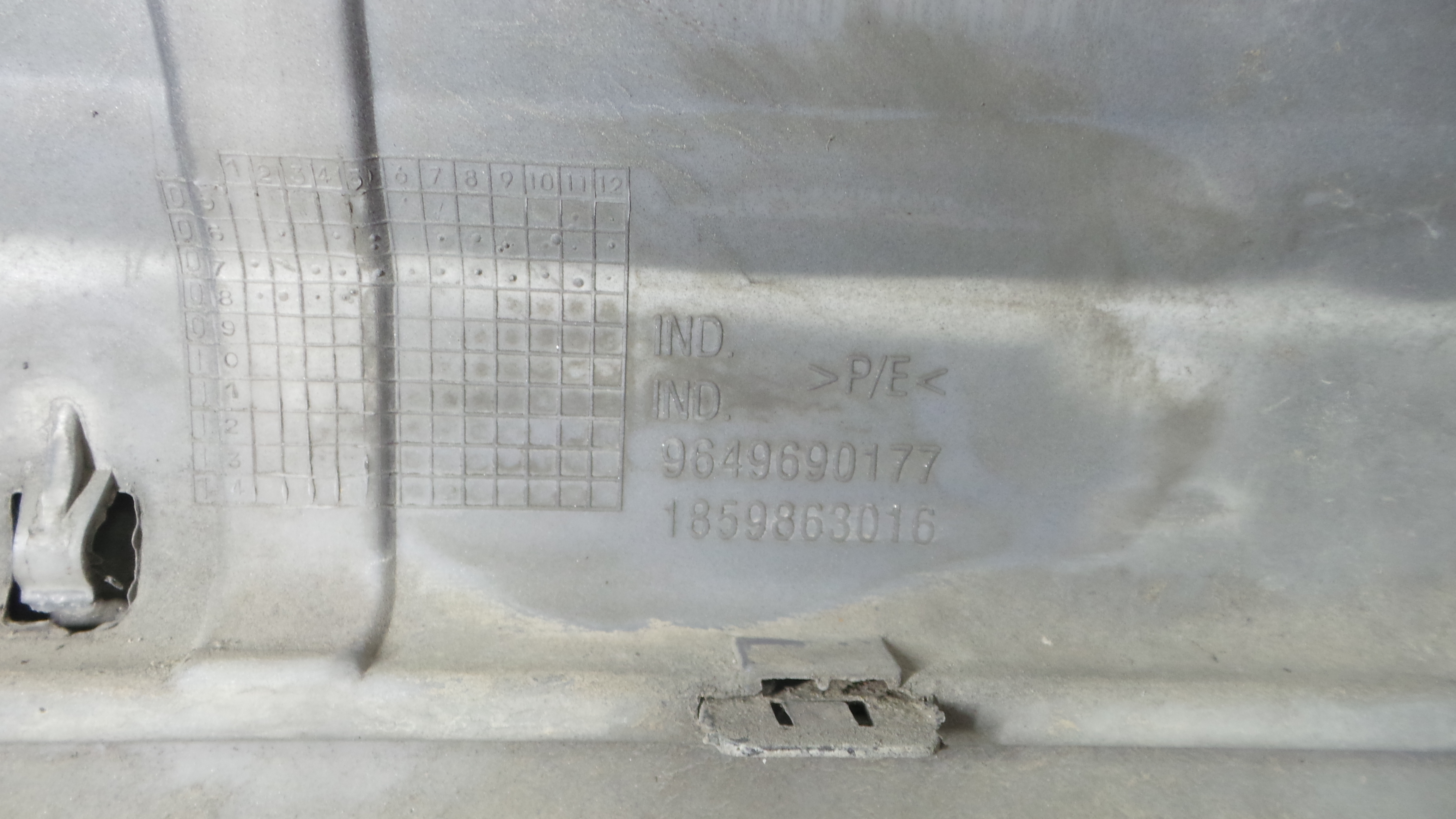 Para Choques de Trás 9649690177 - PEUGEOT 207 (WA_, WC_), 207/207+ (WA_, WC_)-33173169