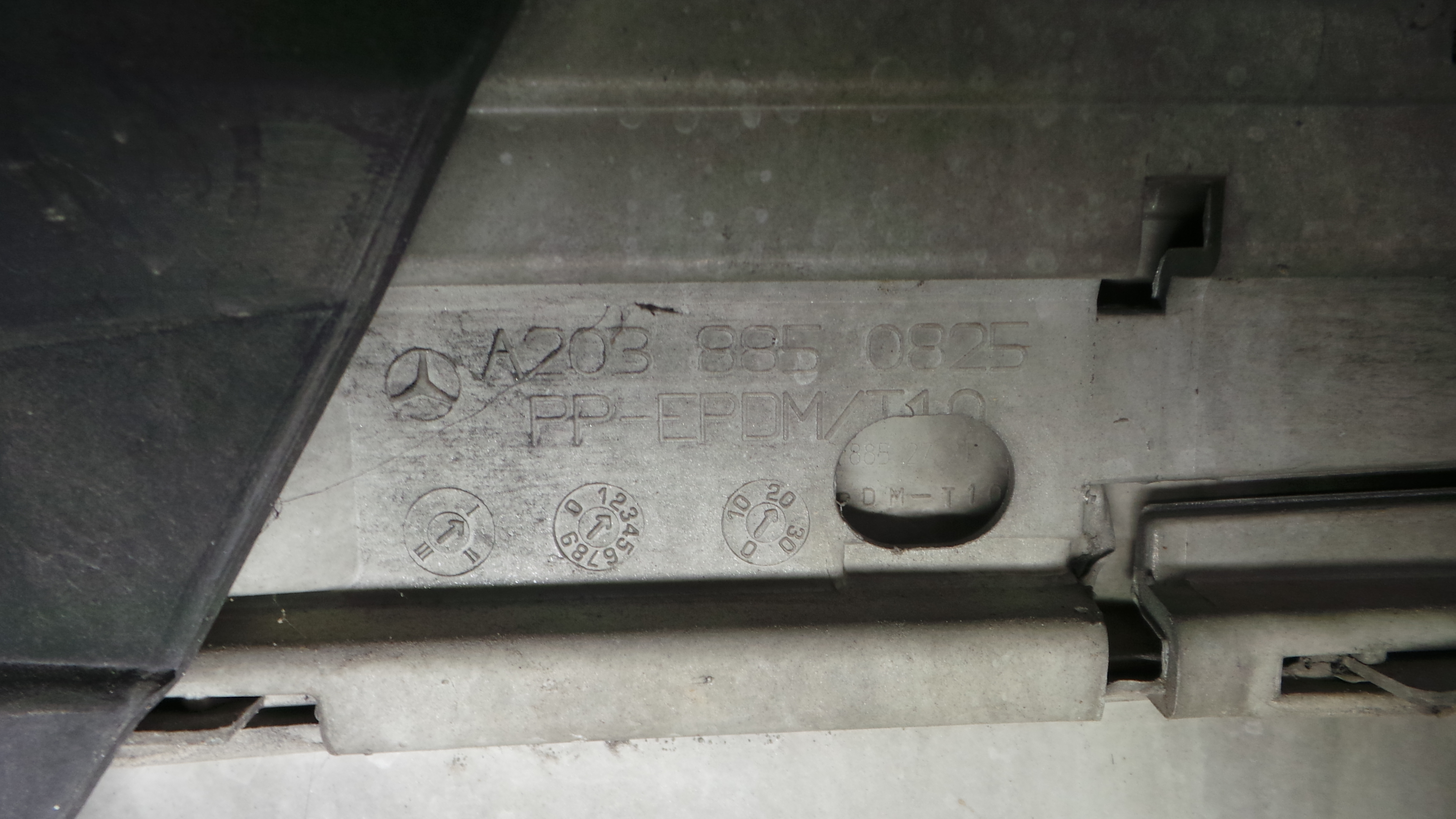 Para Choques de Trás A2038850825 - MERCEDES-BENZ C-CLASS (W203)-33173376