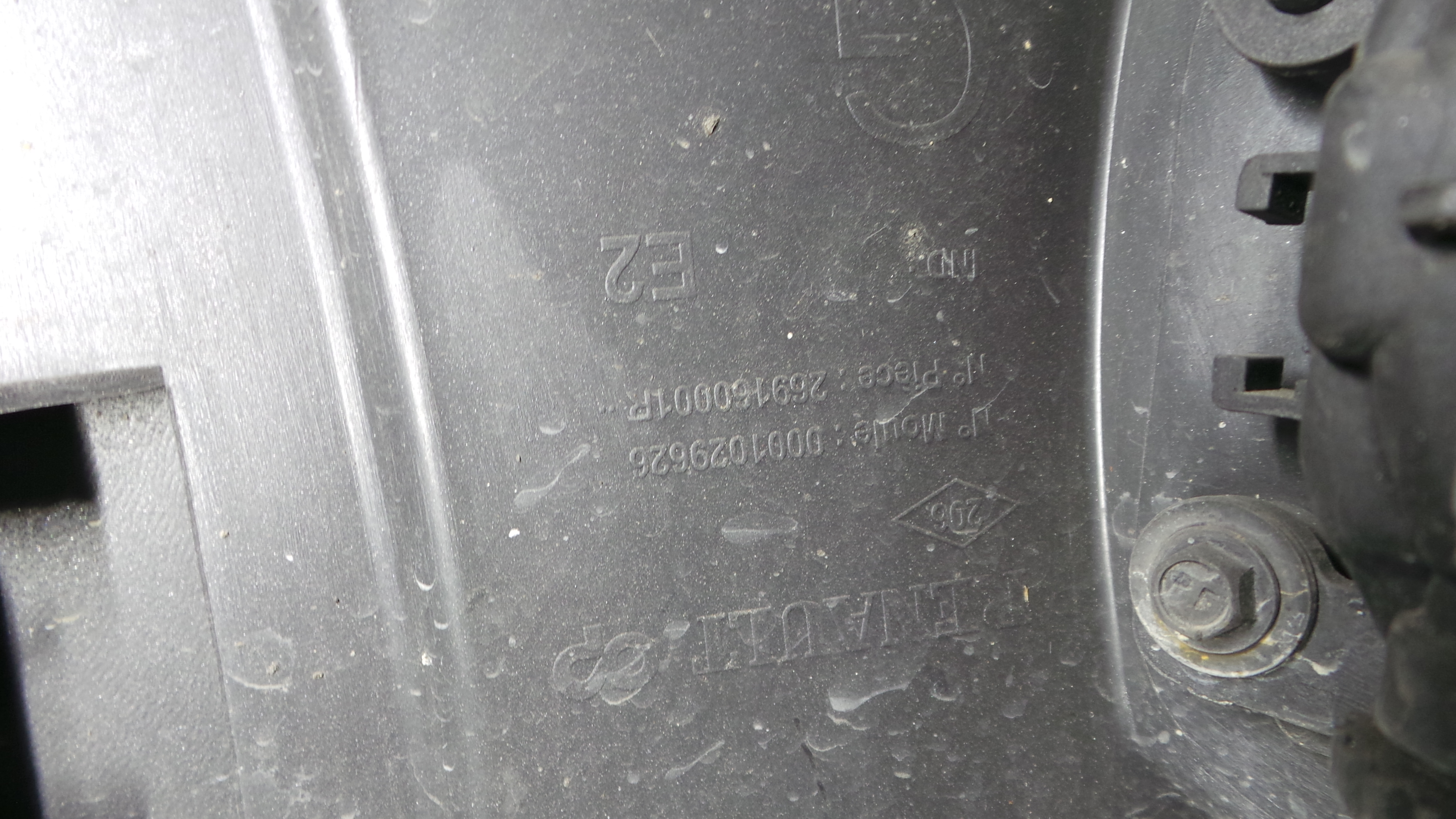 Para Choques Frente 620220005R - RENAULT MEGANE III Coupé (DZ0/1_)-33173832