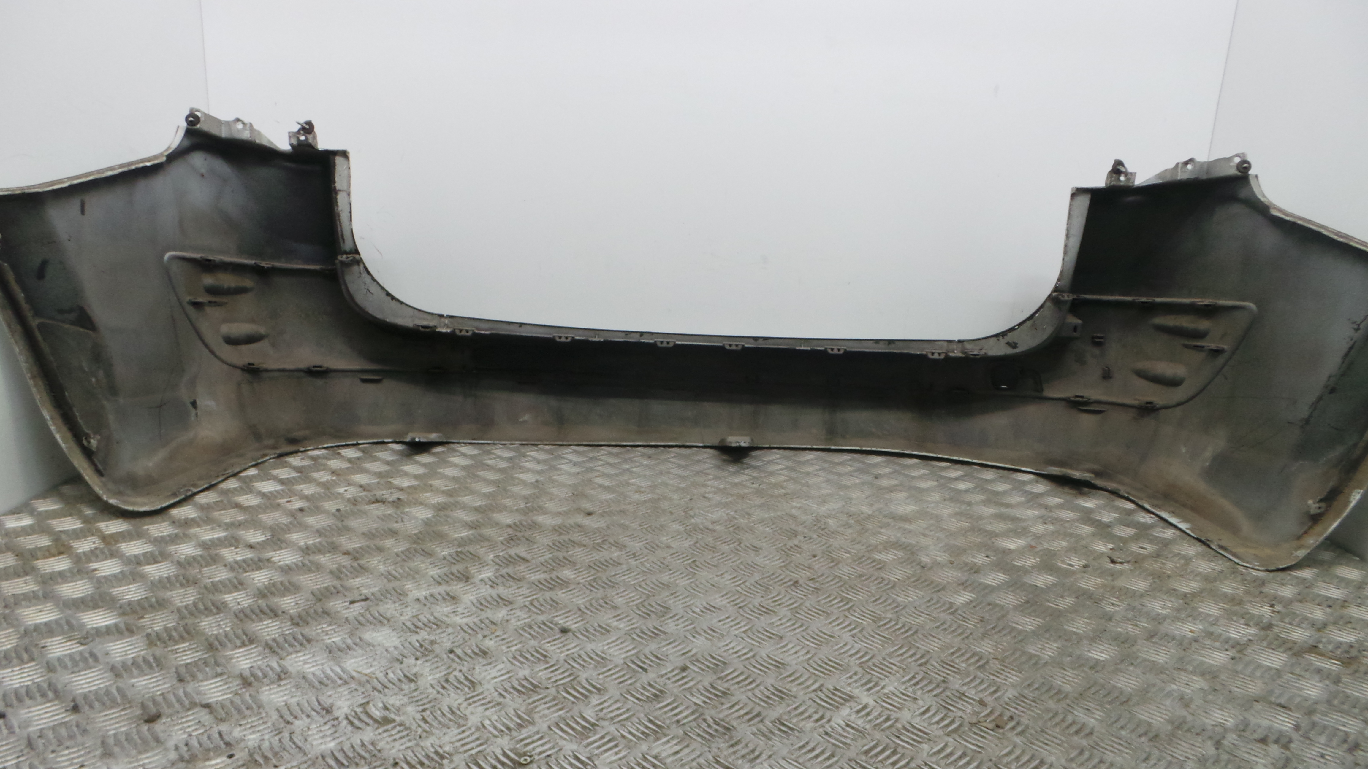 Para Choques de Trás 8200141079 - RENAULT MEGANE II Combi (KM0/1_), MEGANE II Grandtour (KM0/1_), M-33173930