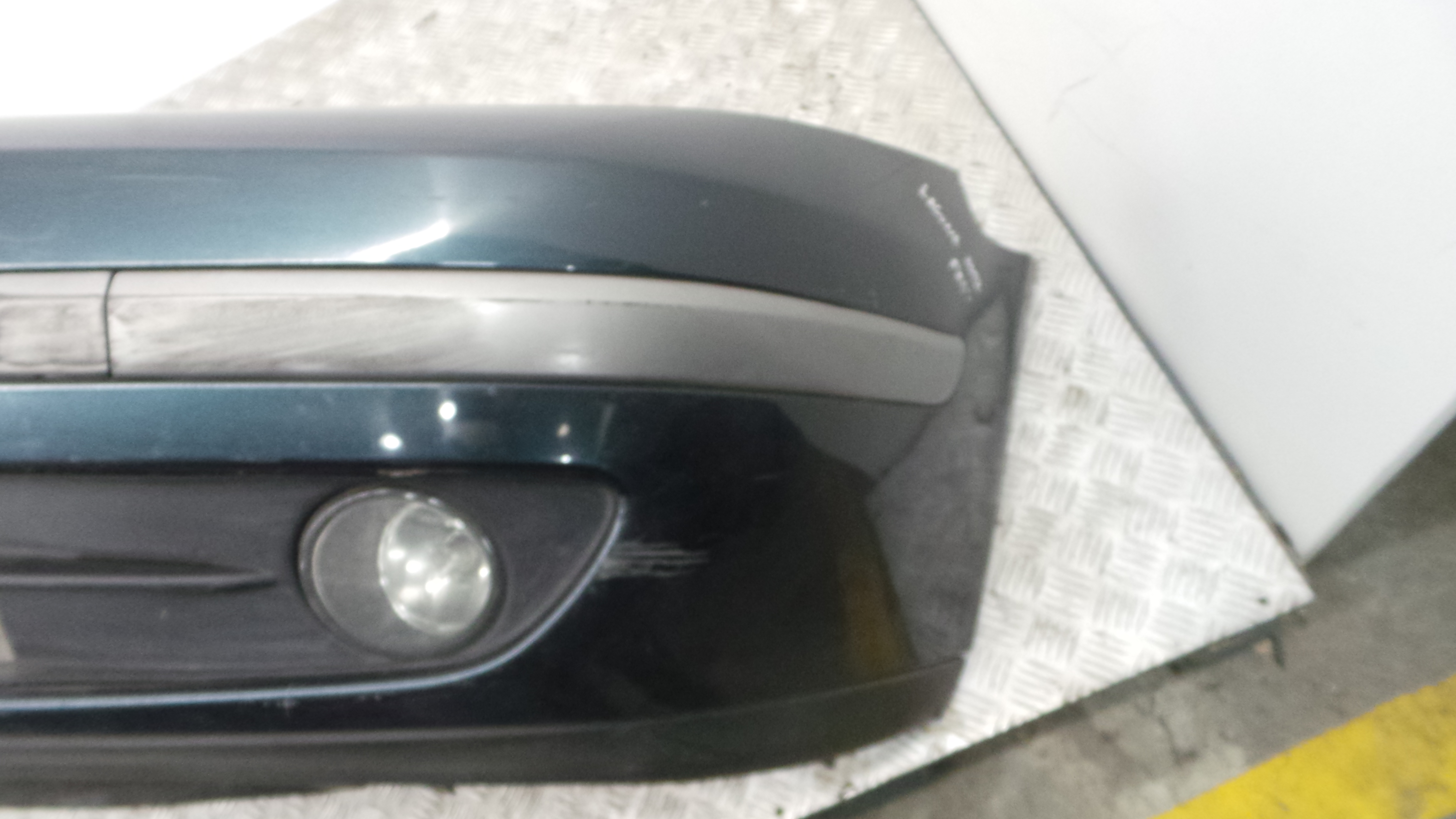 Para Choques Frente 8200009687 - RENAULT LAGUNA II (BG0/1_)-33173949