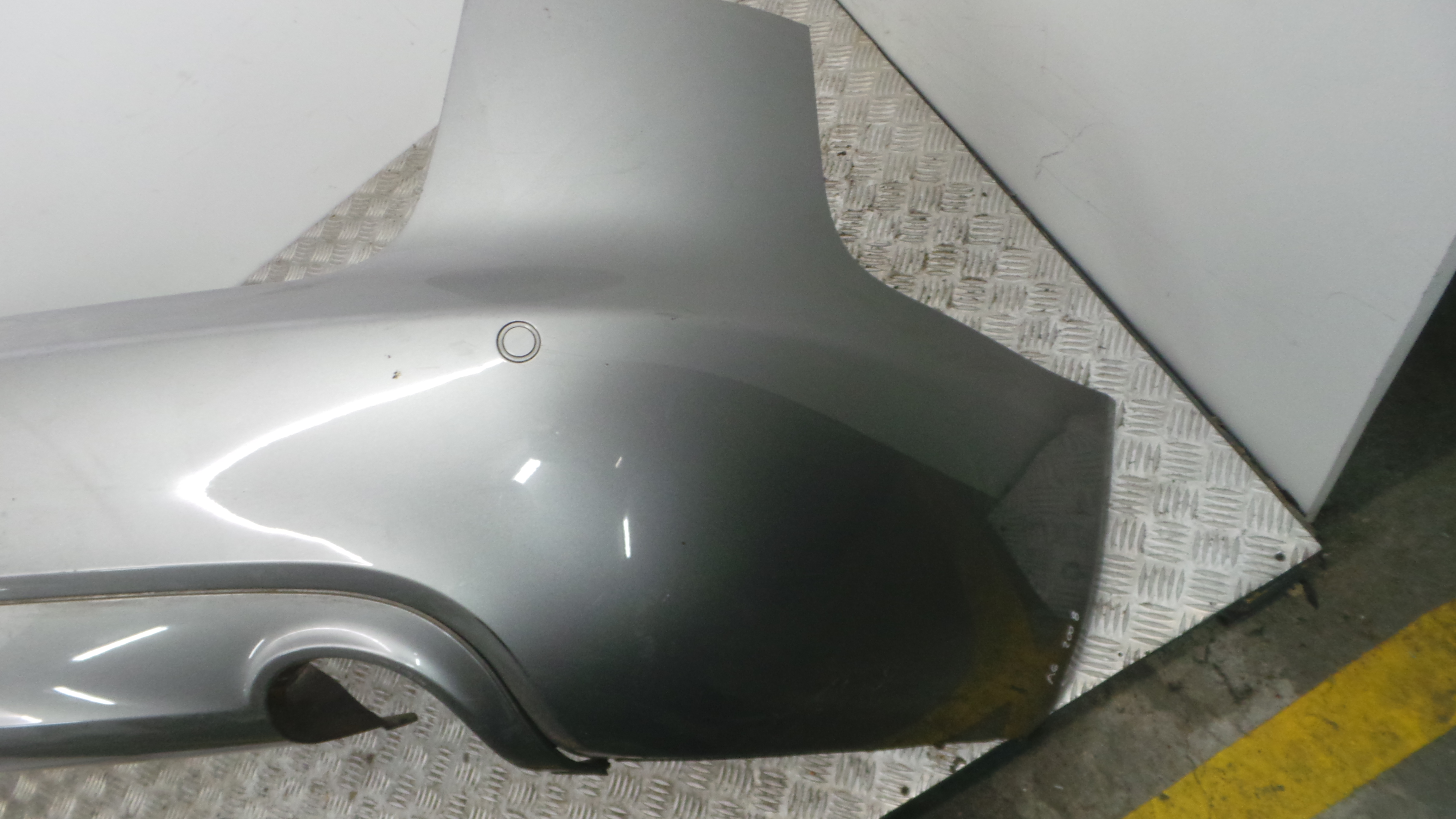 Para Choques de Trás 4F9807511A - AUDI A6 C6 (4F2)-33173987