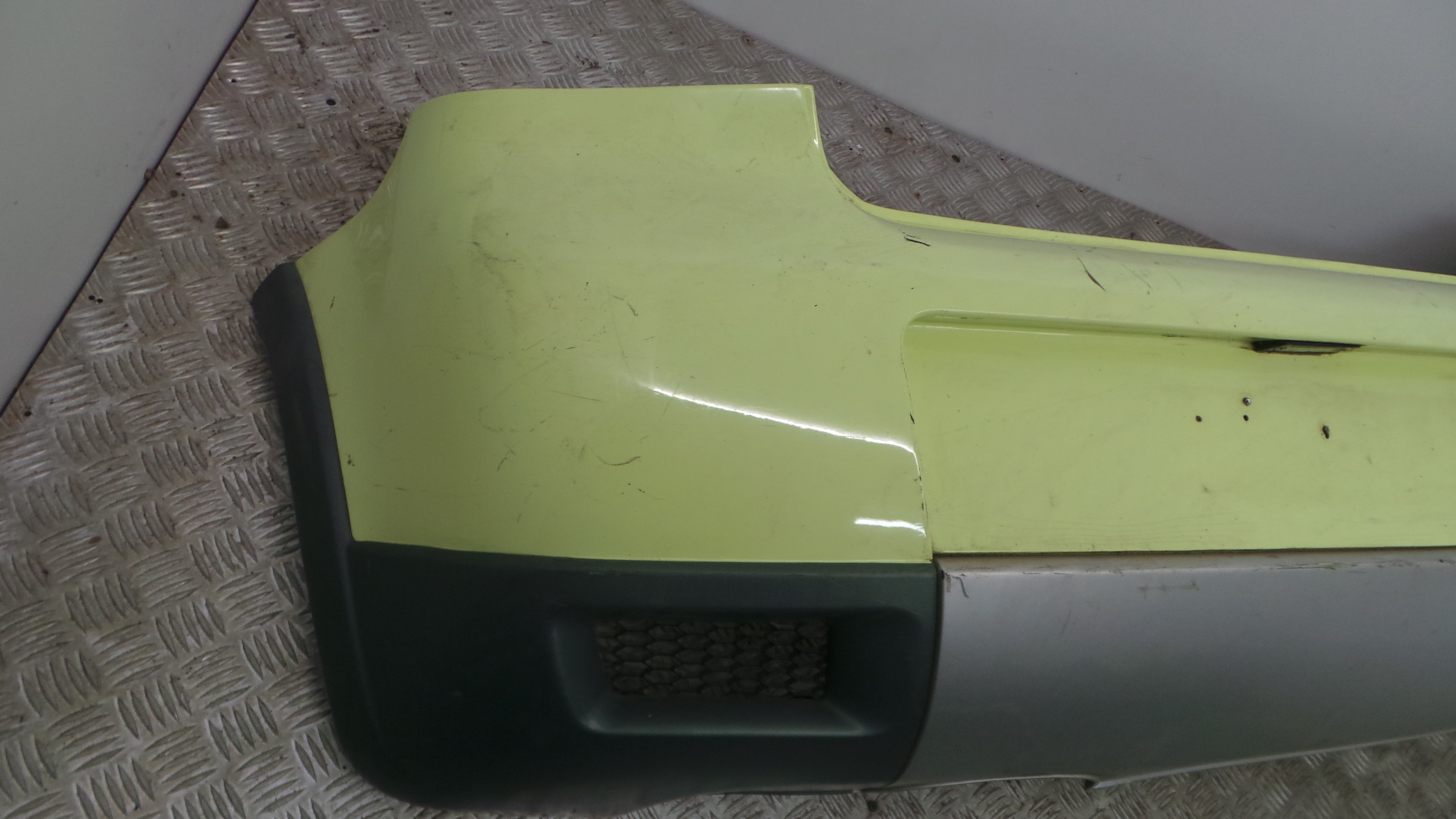 Para Choques de Trás 6Q6807417F - VW POLO (9N_, 9A_)-33174043