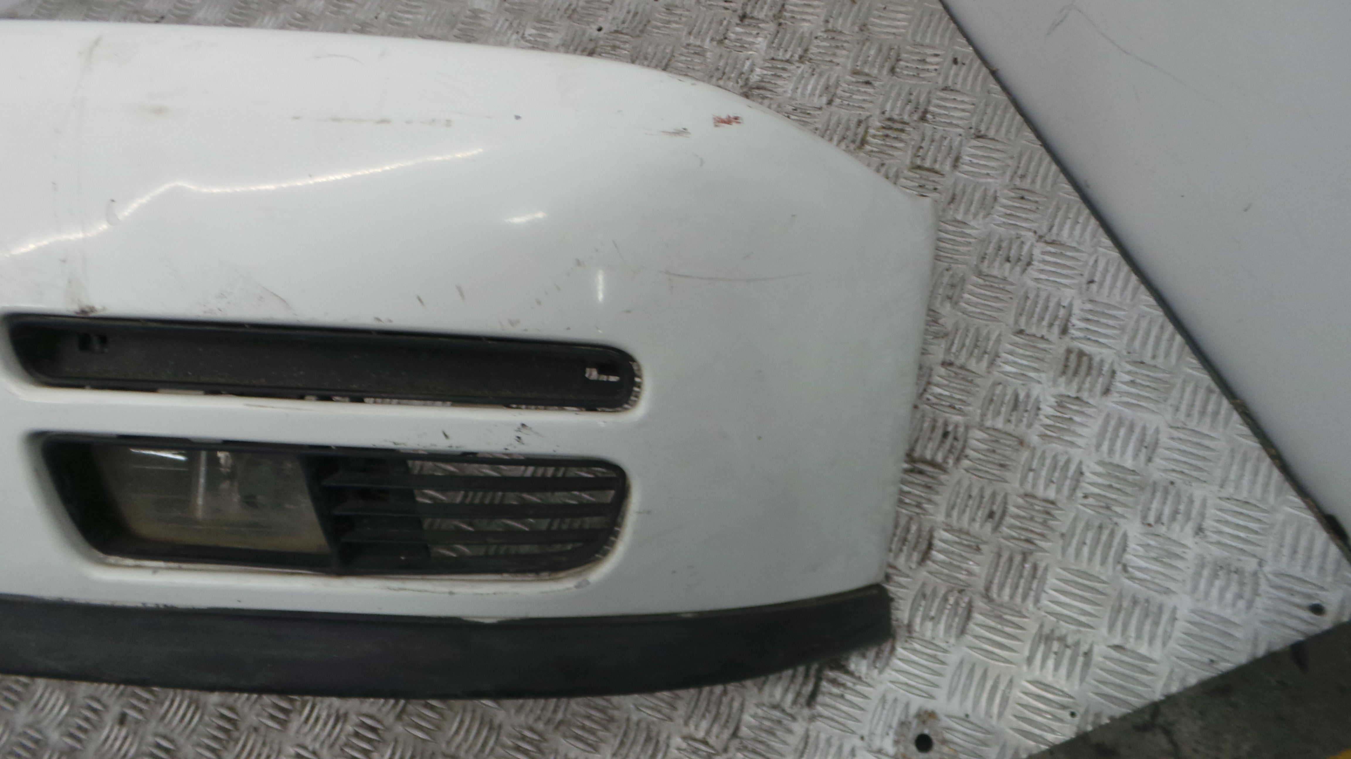 Para Choques Frente 6N0-807-221C - VW POLO III (6N1)-33174055