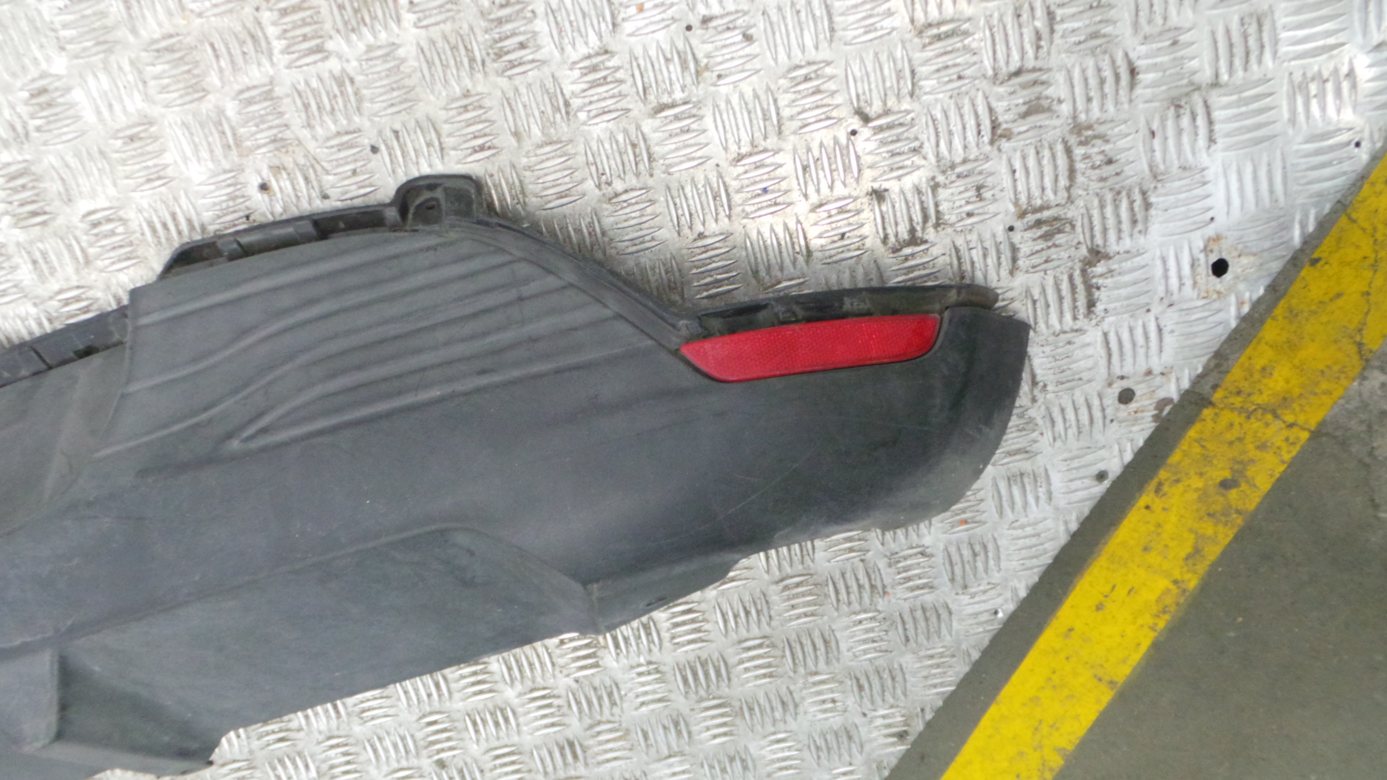 Spoiler Traseiro 850B26613R - RENAULT CLIO IV (BH_)-33174080