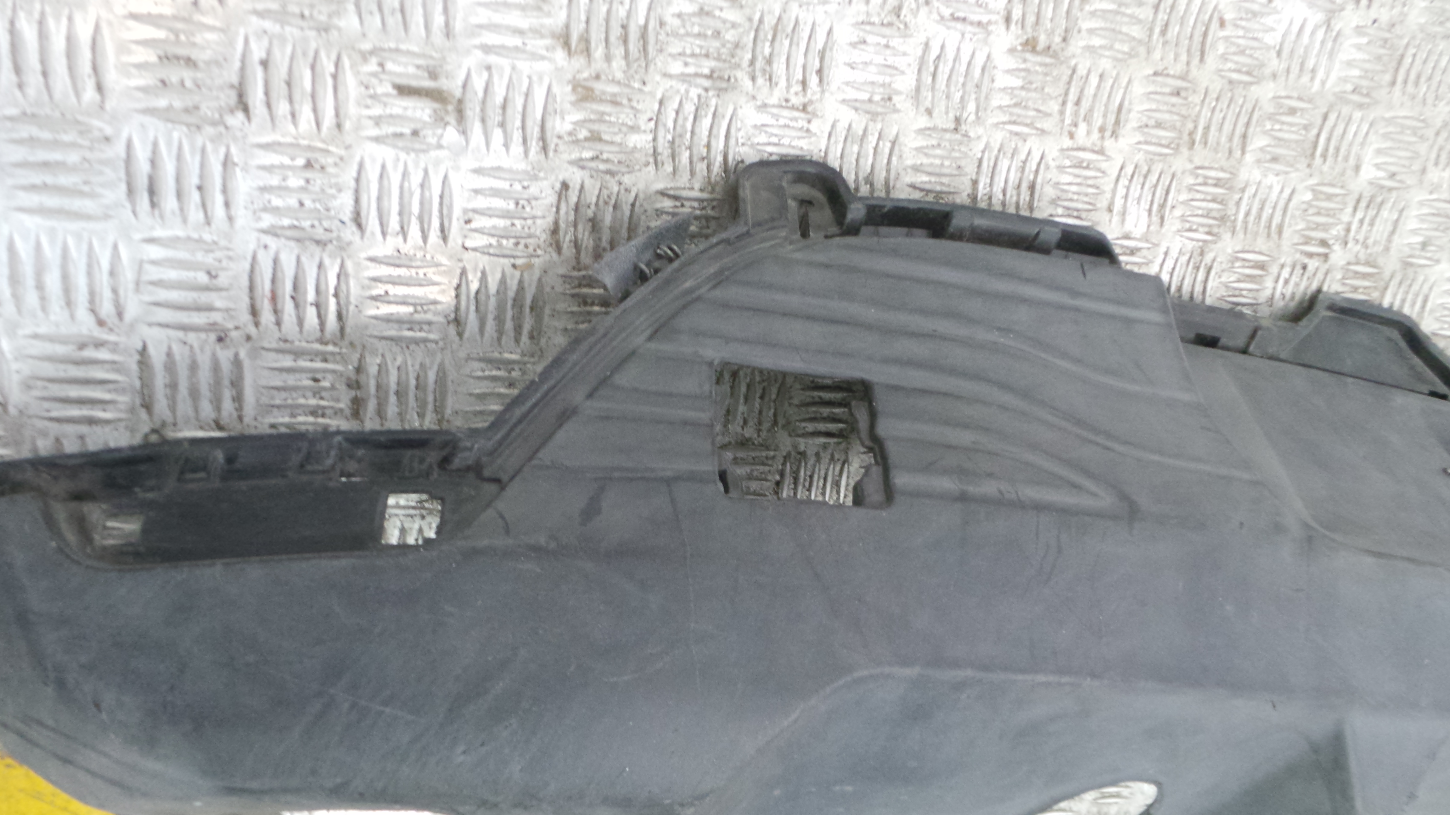 Spoiler Traseiro 850B26613R - RENAULT CLIO IV (BH_)-33174080