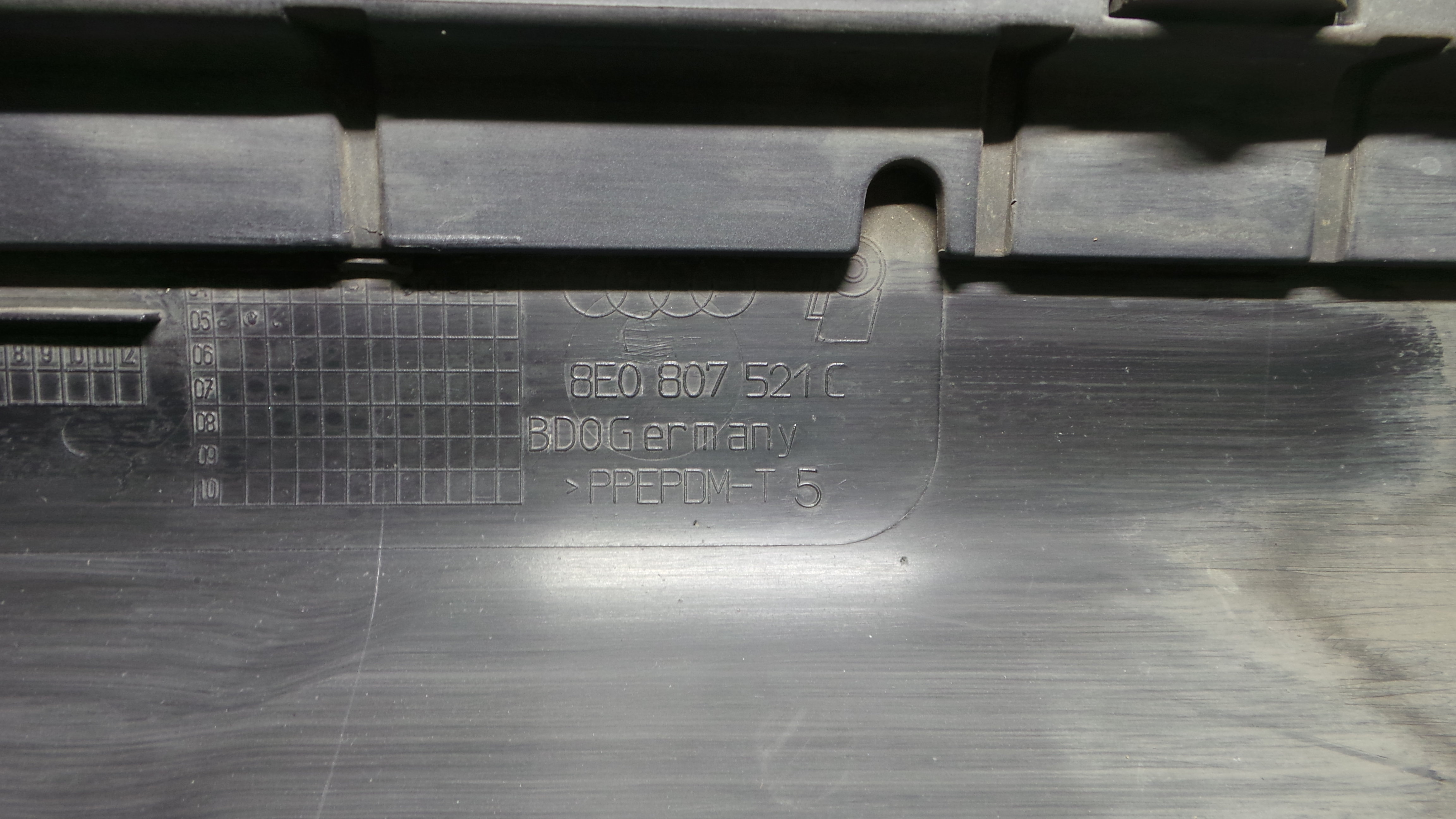 Para Choques de Trás 8E9807511J - AUDI A4 B7 Avant (8ED)-33174155