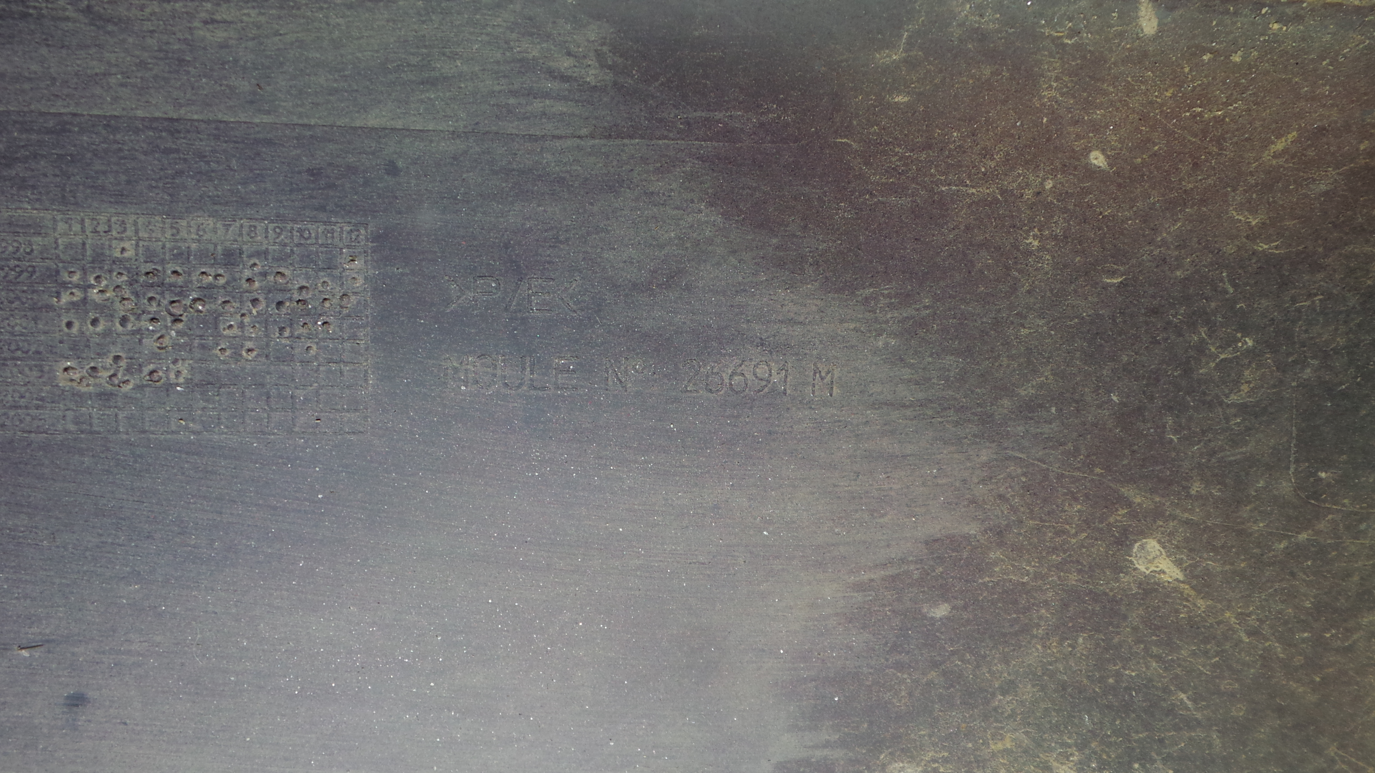 Para Choques Frente 7700427563 - RENAULT MEGANE I (BA0/1_)-33174168