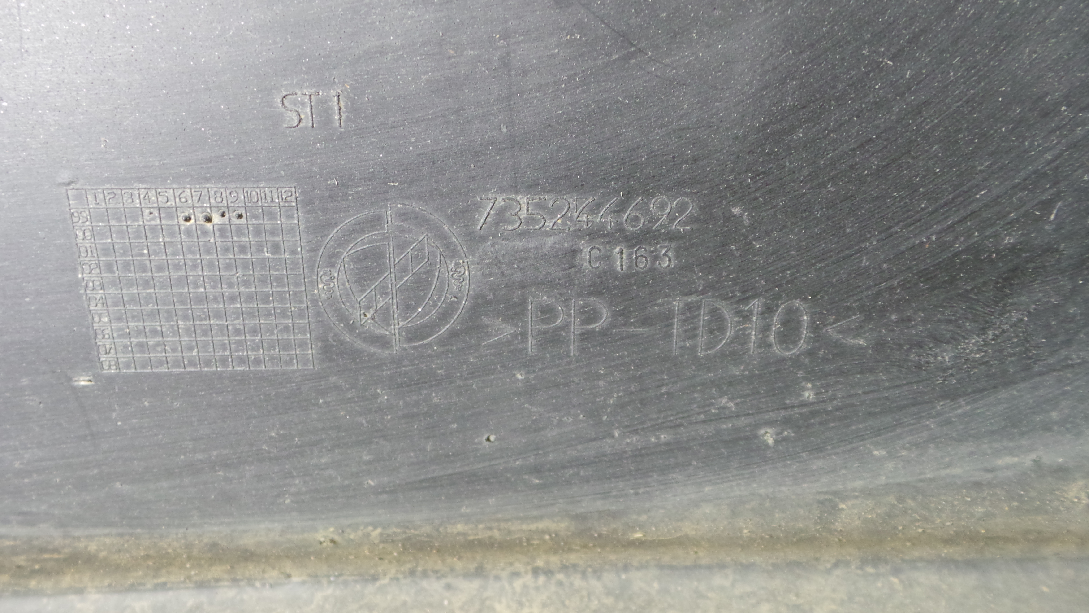 Para Choques de Trás 735244692 - FIAT PUNTO (188_)-33174220