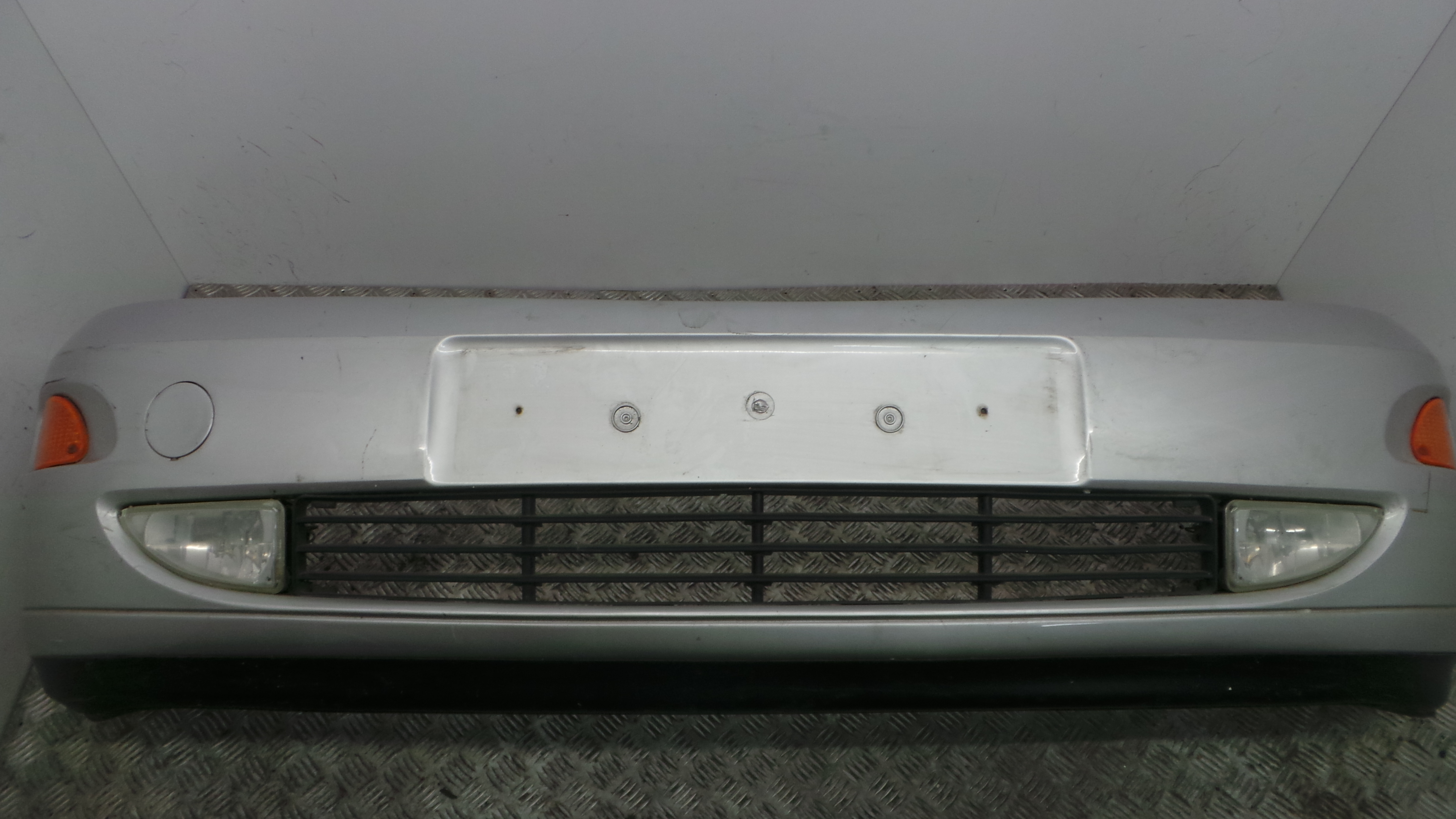 Para Choques Frente FD04131BAN - FORD FOCUS I (DAW, DBW)-33174317 Para Choques Frente FD04131BAN - FORD FOCUS I (DAW, DBW)-33174317