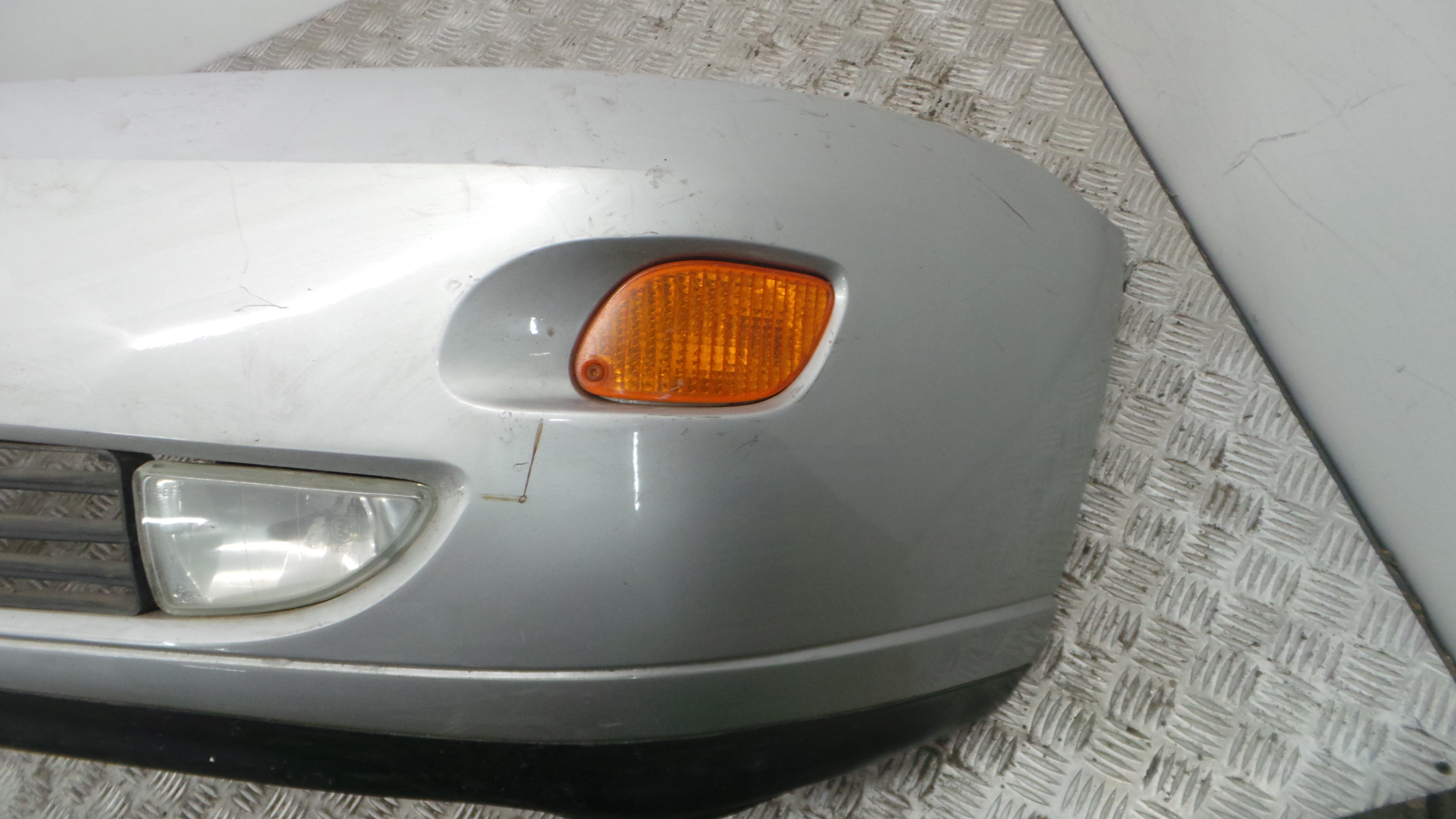 Para Choques Frente FD04131BAN - FORD FOCUS I (DAW, DBW)-33174317