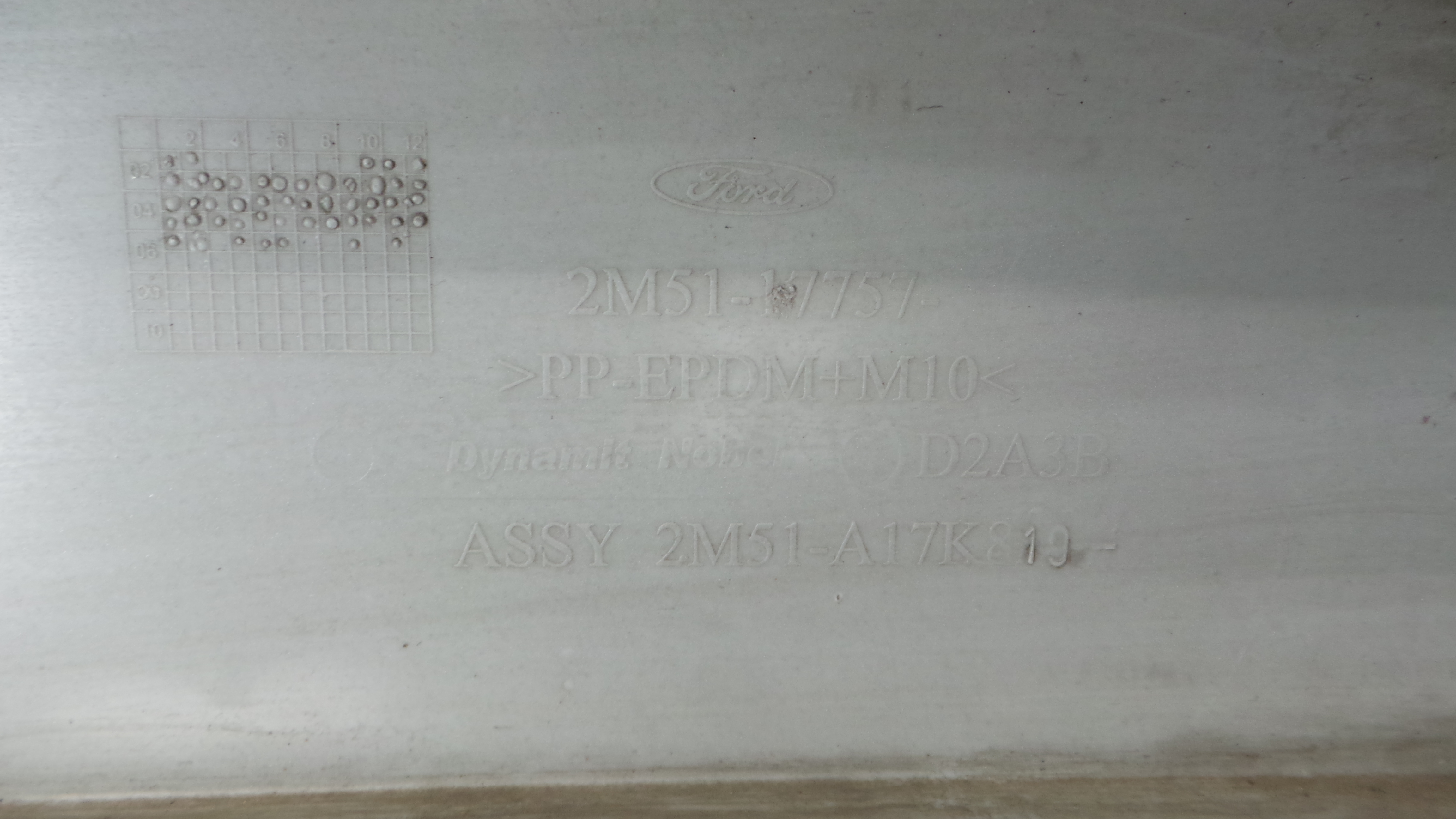 Para Choques Frente 2M51-17757 - FORD FOCUS I (DAW, DBW)-33174426