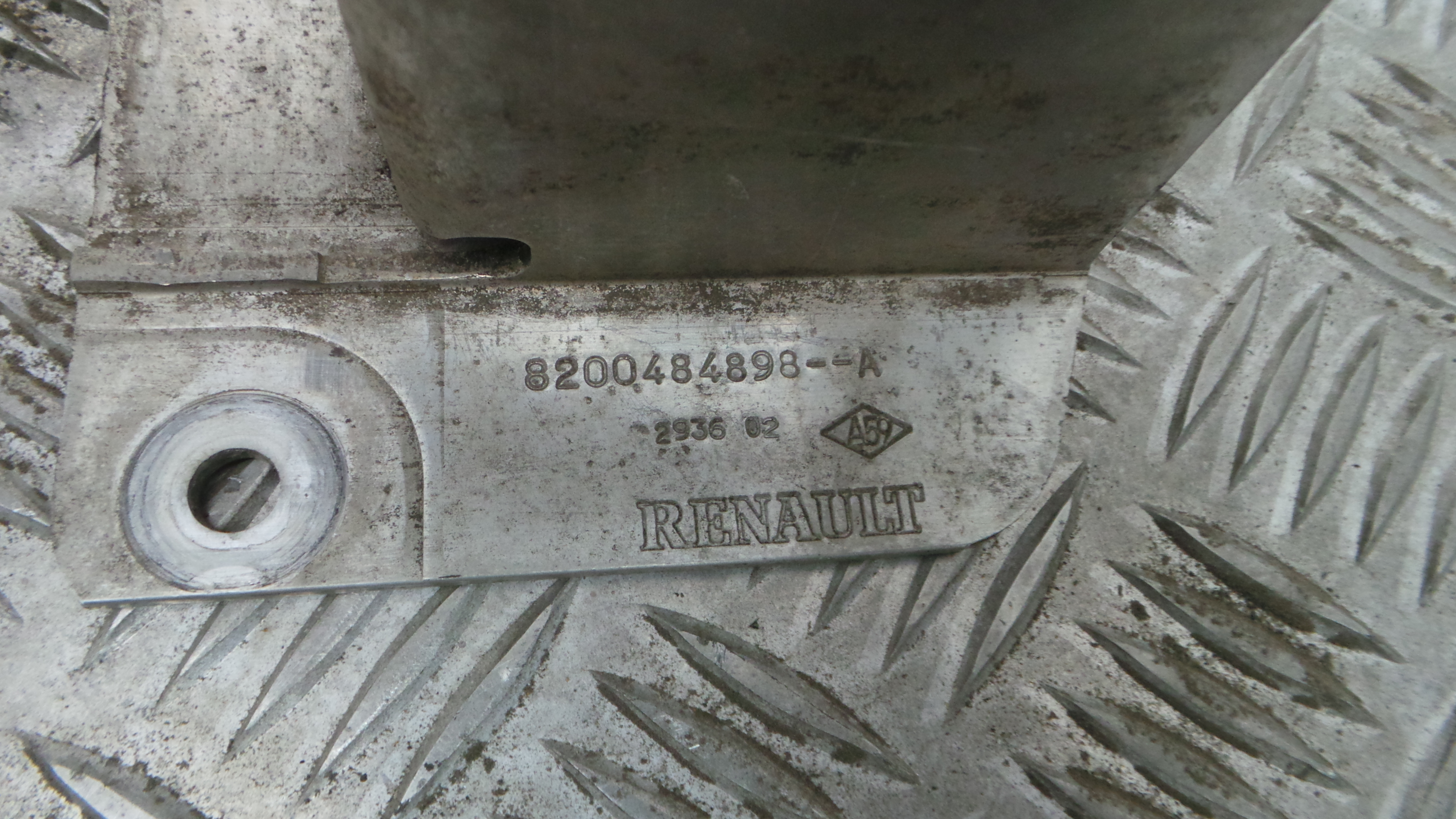 Reforco do Para Choques Traseiro  820000836 - RENAULT MEGANE II Combi (KM0/1_), MEGANE II Grandtour -33174627