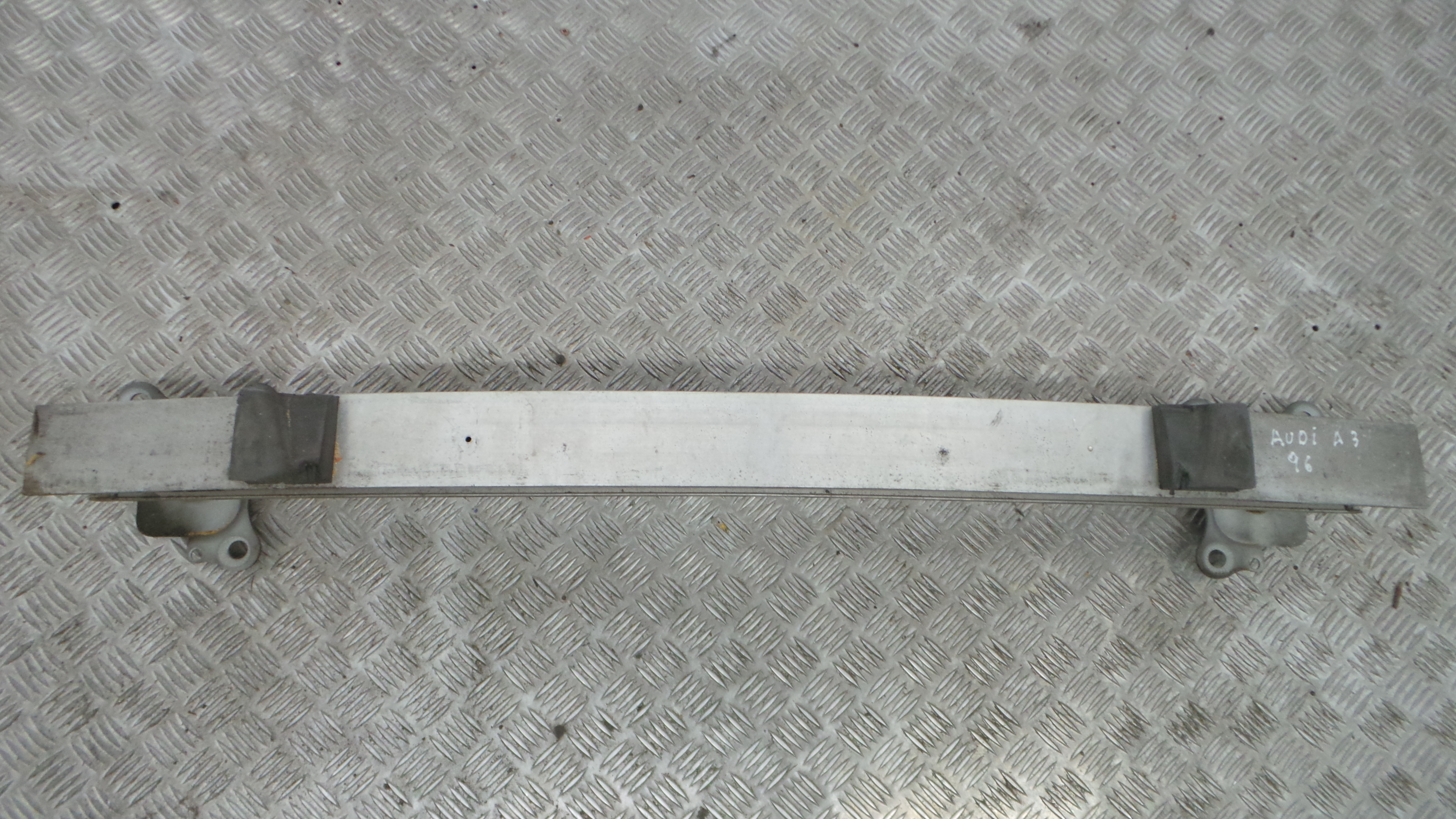 Reforço do Para Choques Frente 8L0807109F - AUDI A3 (8L1)-33174732 Reforço do Para Choques Frente 8L0807109F - AUDI A3 (8L1)-33174732