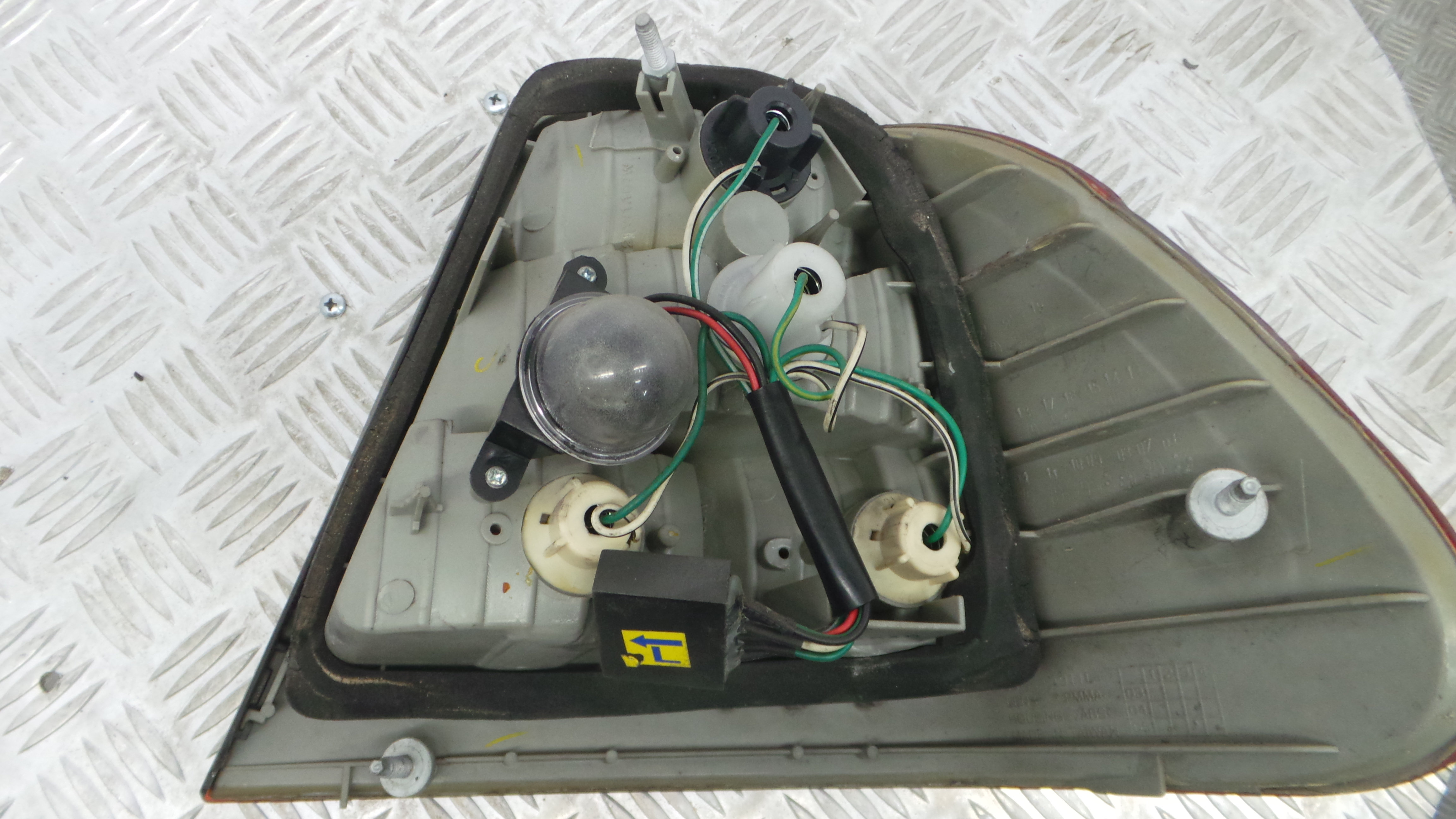 Farolim Stop Esq 01-444-1911L - BMW 3 (E46)-33174780