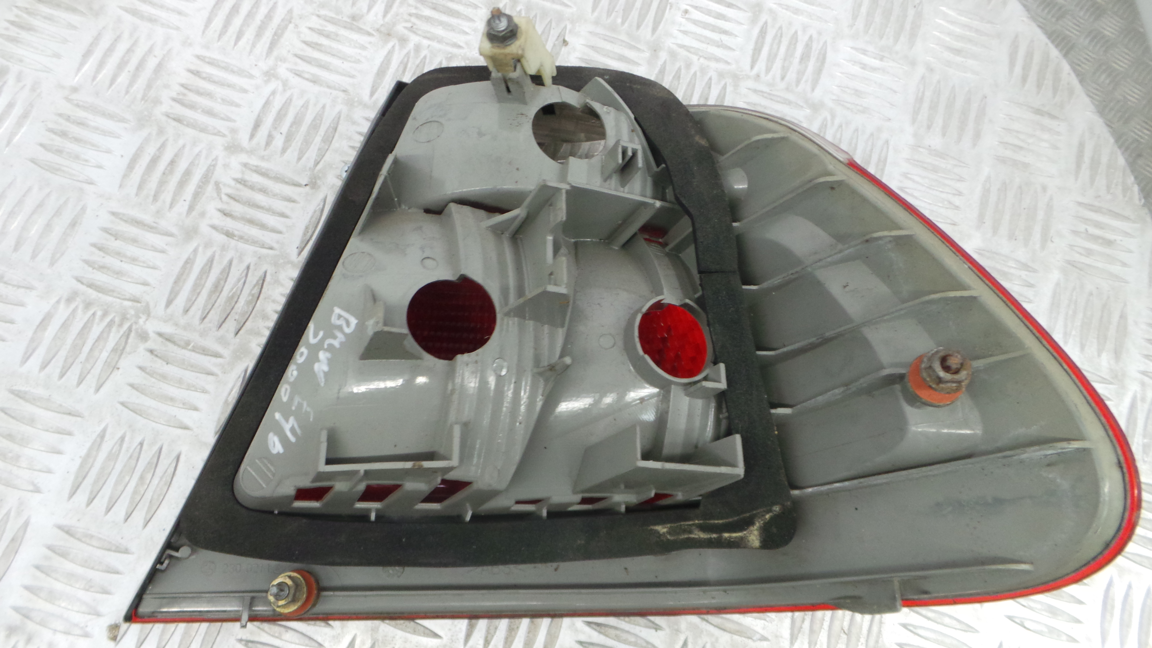 Farolim Stop Esq 63.21-8383821 - BMW 3 (E46)-33174809