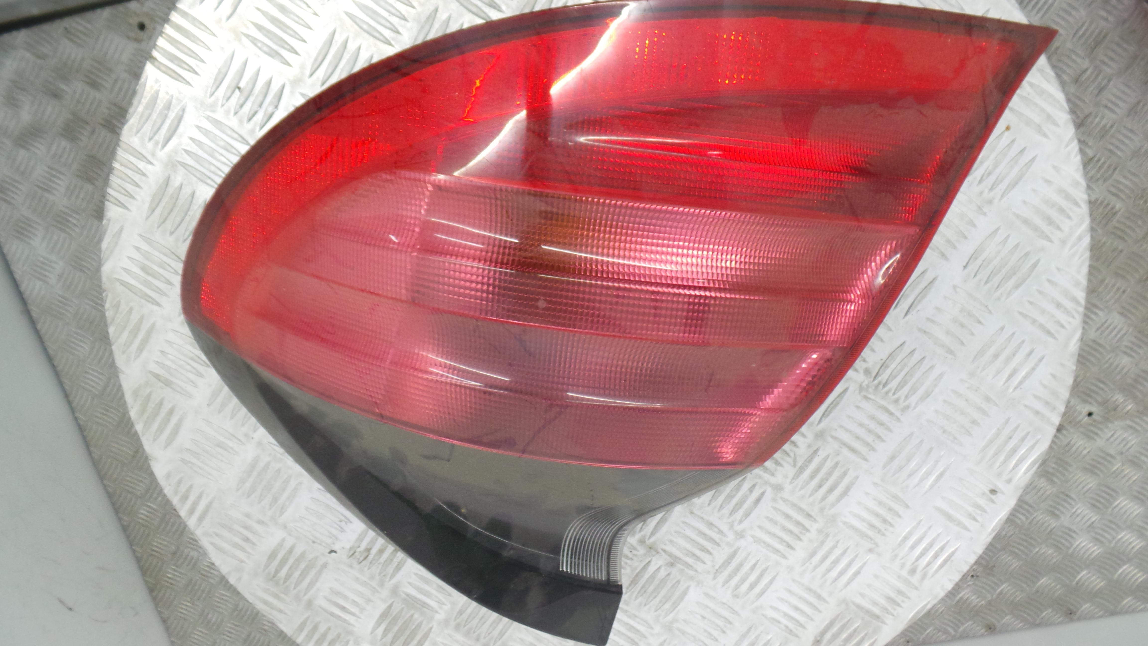 Farolim Stop Dto A2038200664 - MERCEDES-BENZ C-CLASS Coupé (CL203), C-CLASS Coupe Sport (CL203), C--33175196