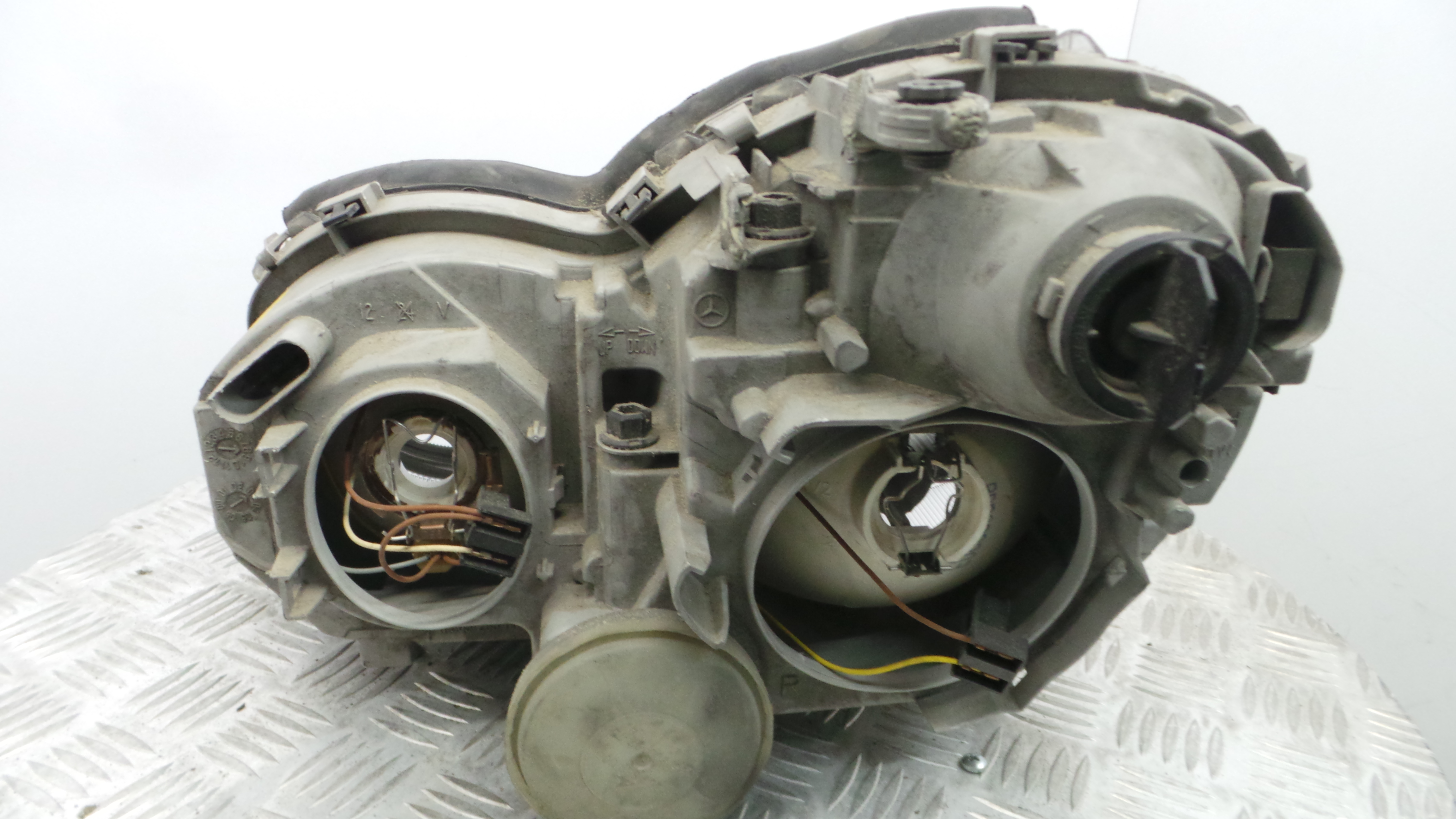 Ótica Dto A2038200261 - MERCEDES-BENZ C-CLASS (W203)-33175676