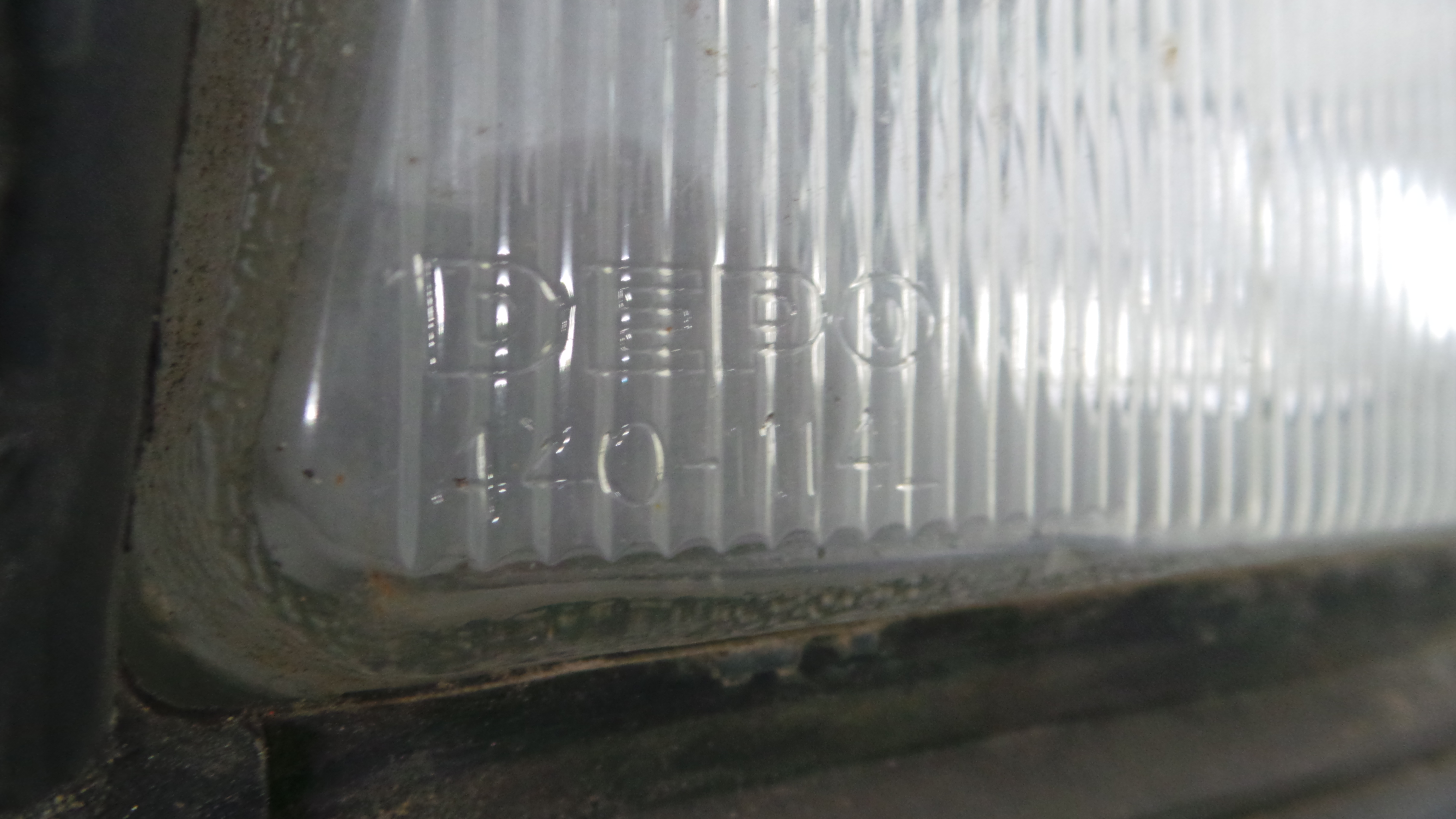 Ótica Esq 440-1114L - MERCEDES-BENZ 190 (W201)-33175679