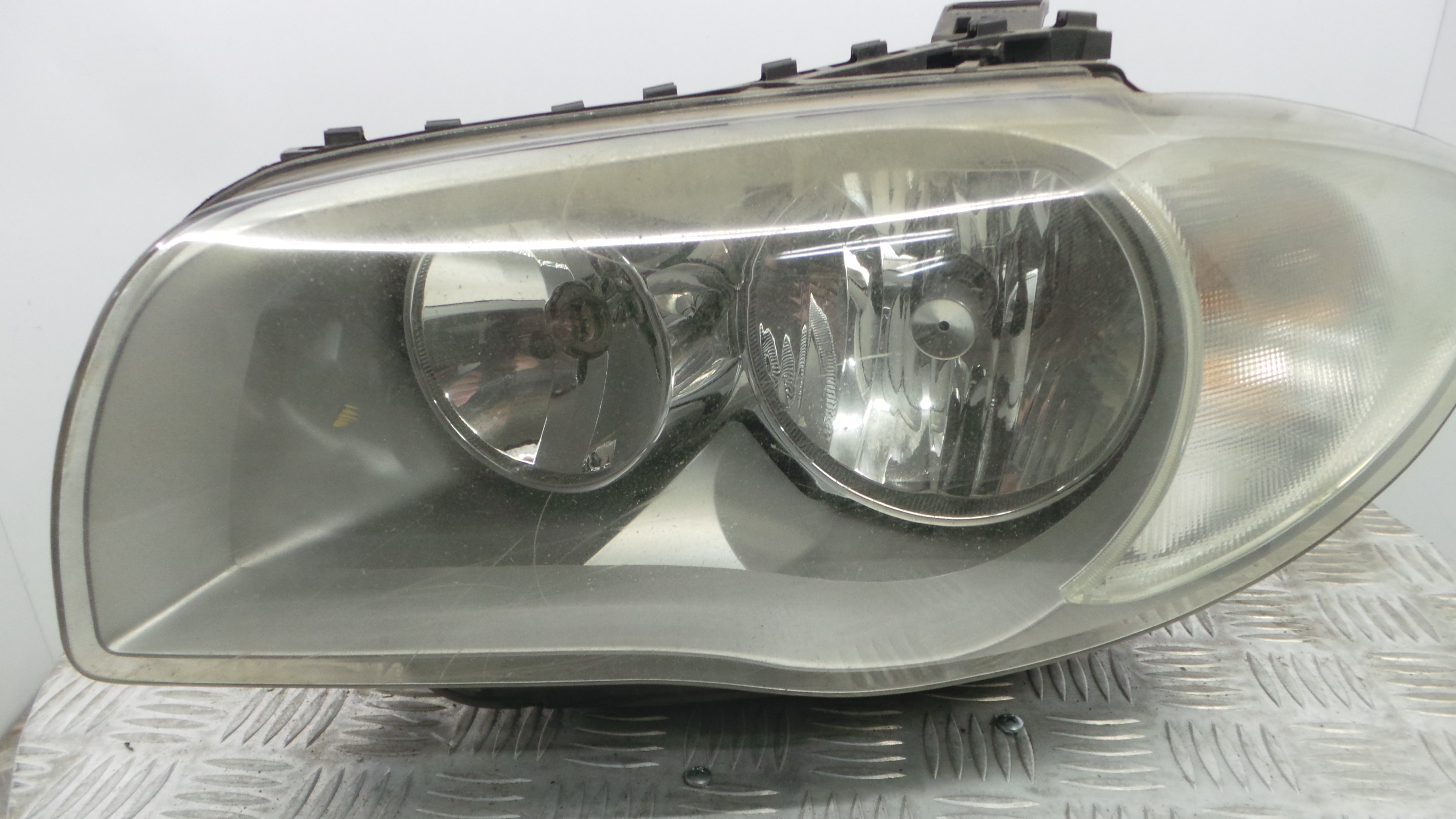 Ótica Esq 63.12-6924485 - BMW 1 (E87)-33179535 Ótica Esq 63.12-6924485 - BMW 1 (E87)-33179535