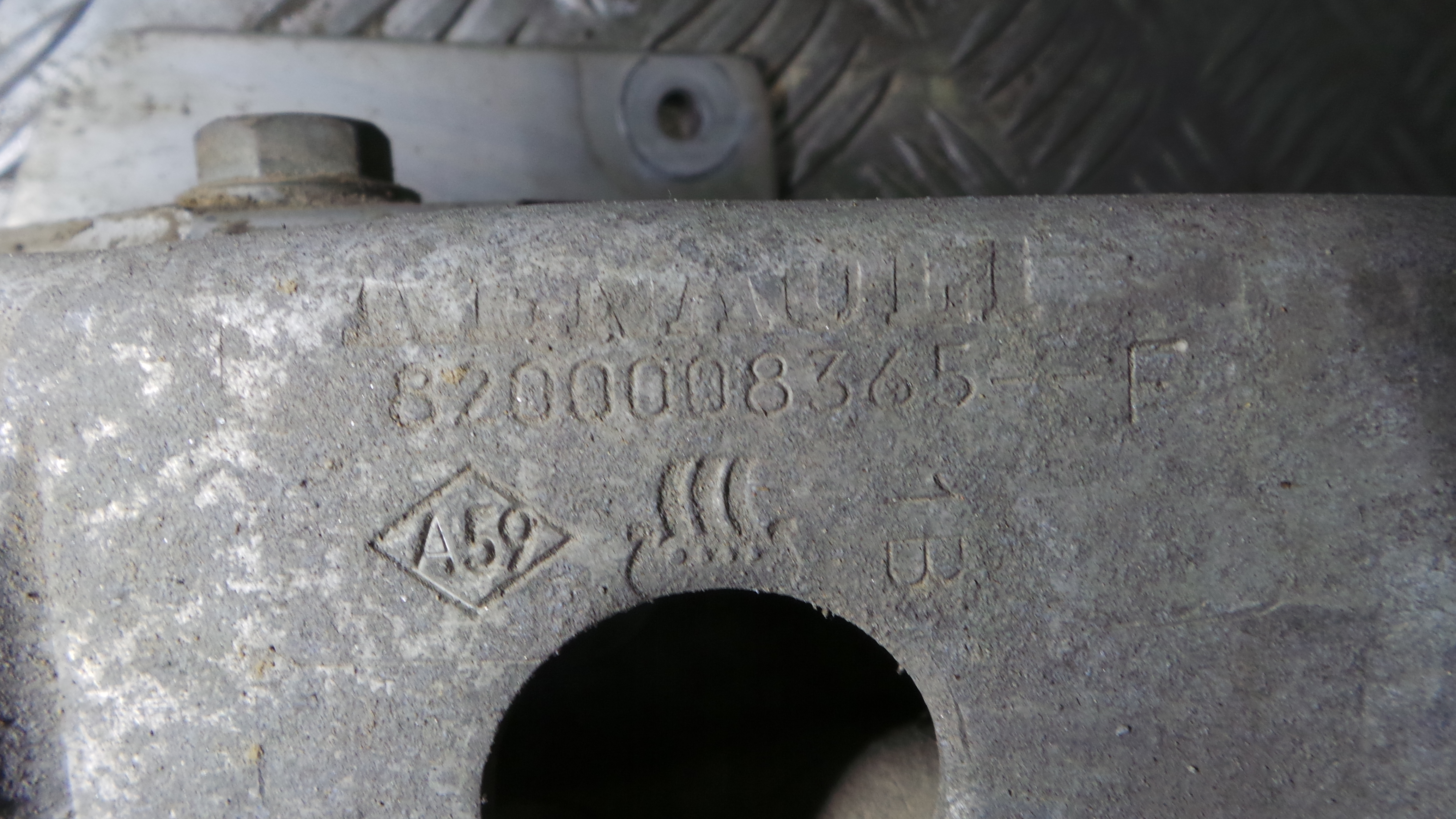 Reforco do Para Choques Traseiro  8200526963 - RENAULT MEGANE II (BM0/1_, CM0/1_)-33180911