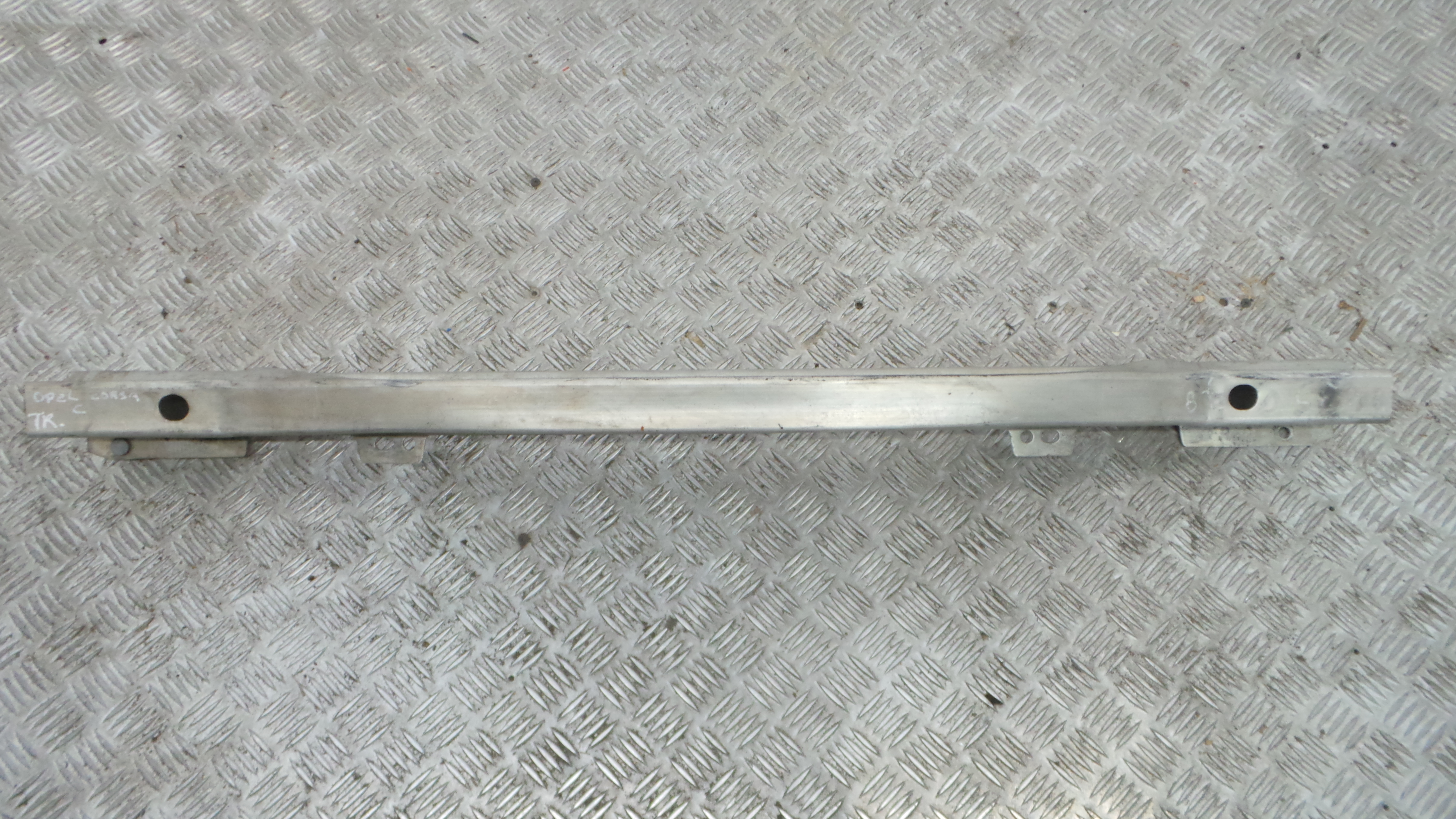 Reforco do Para Choques Traseiro 13167508 - OPEL CORSA C (X01)-33180933 Reforco do Para Choques Traseiro 13167508 - OPEL CORSA C (X01)-33180933