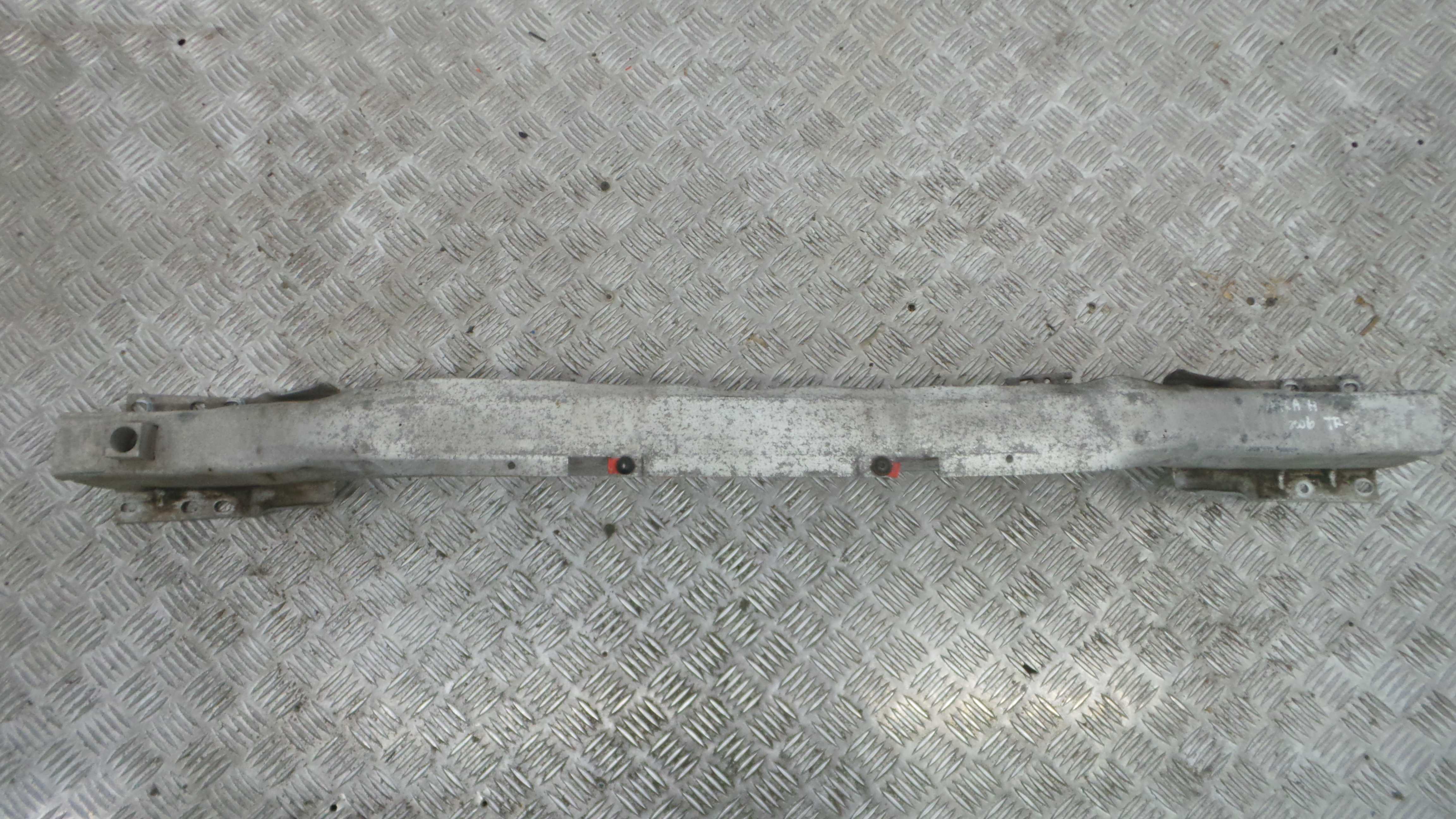 Reforco do Para Choques Traseiro 13125147 - OPEL ASTRA H (A04)-33181044 Reforco do Para Choques Traseiro 13125147 - OPEL ASTRA H (A04)-33181044