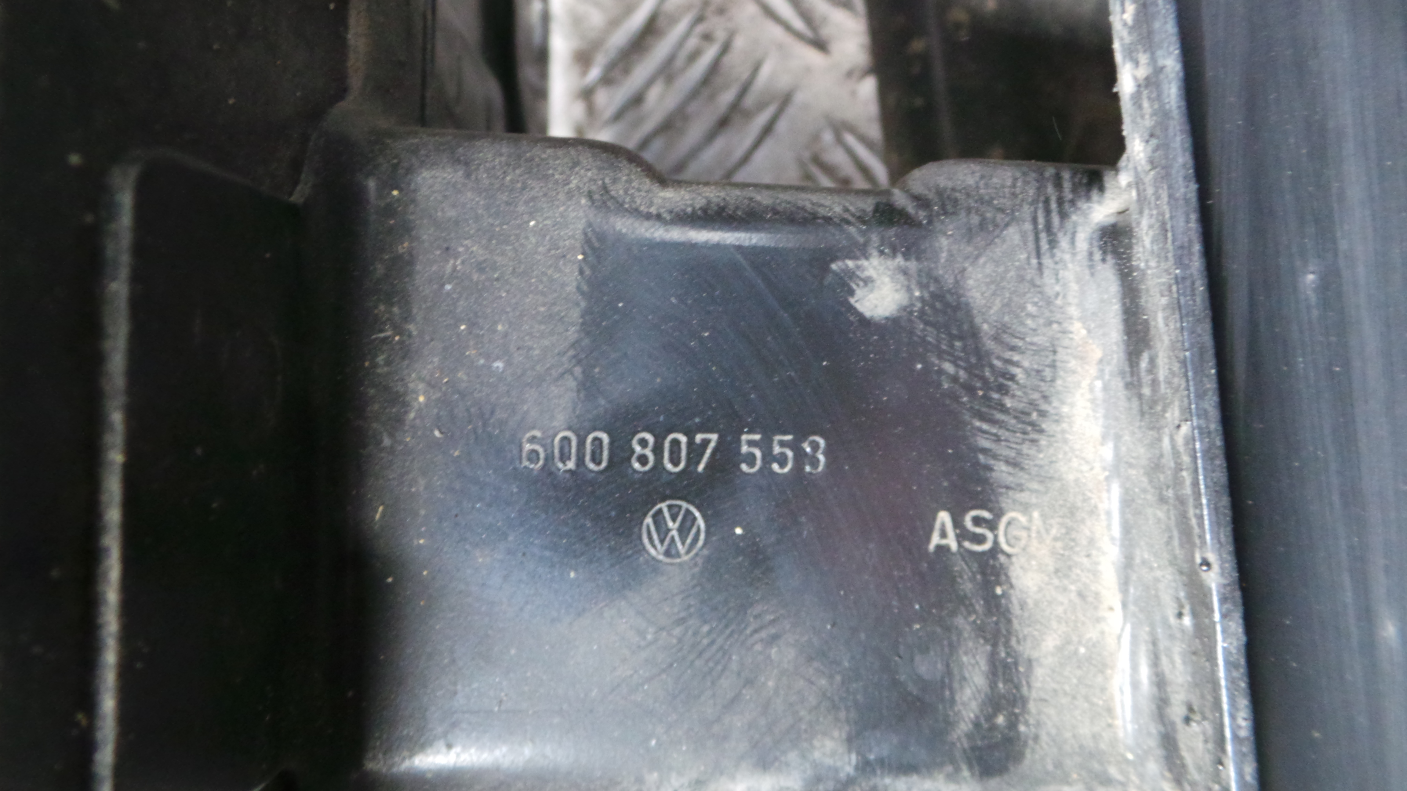 Reforco do Para Choques Traseiro  6Q0807630 - VW POLO (9N_, 9A_)-33181104