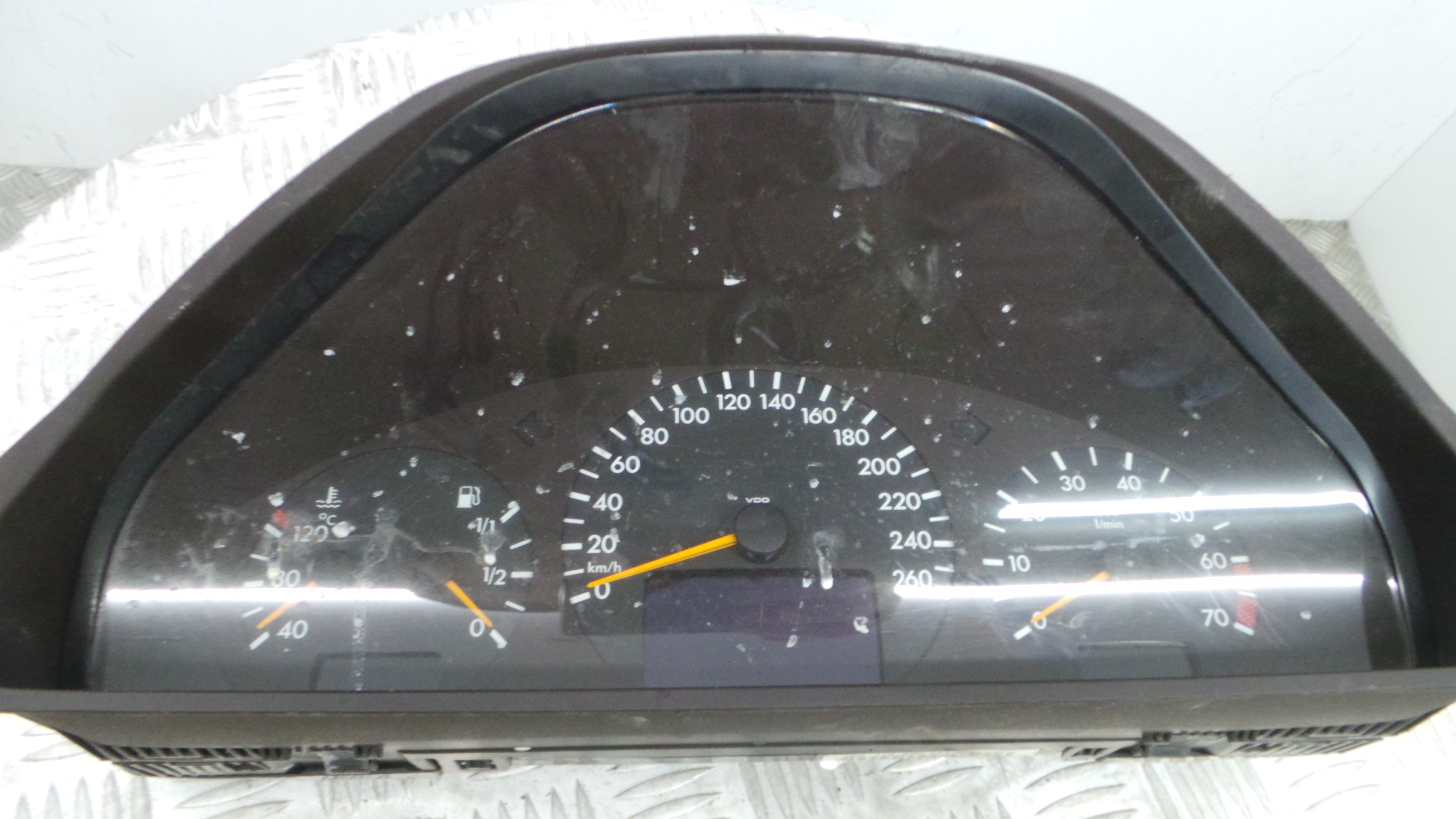 Quadrante A2085405611 - MERCEDES-BENZ CLK (C208)-33182190