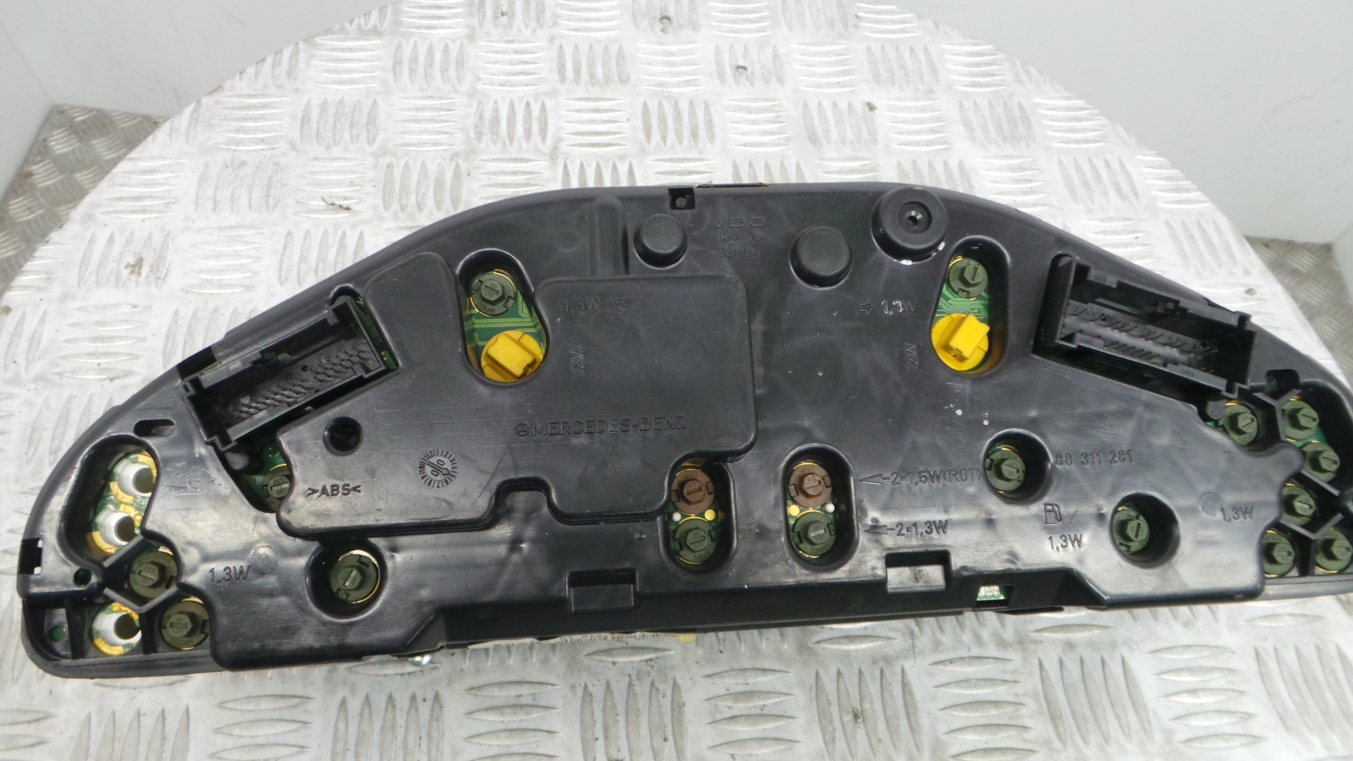 Quadrante A2085405611 - MERCEDES-BENZ CLK (C208)-33182190