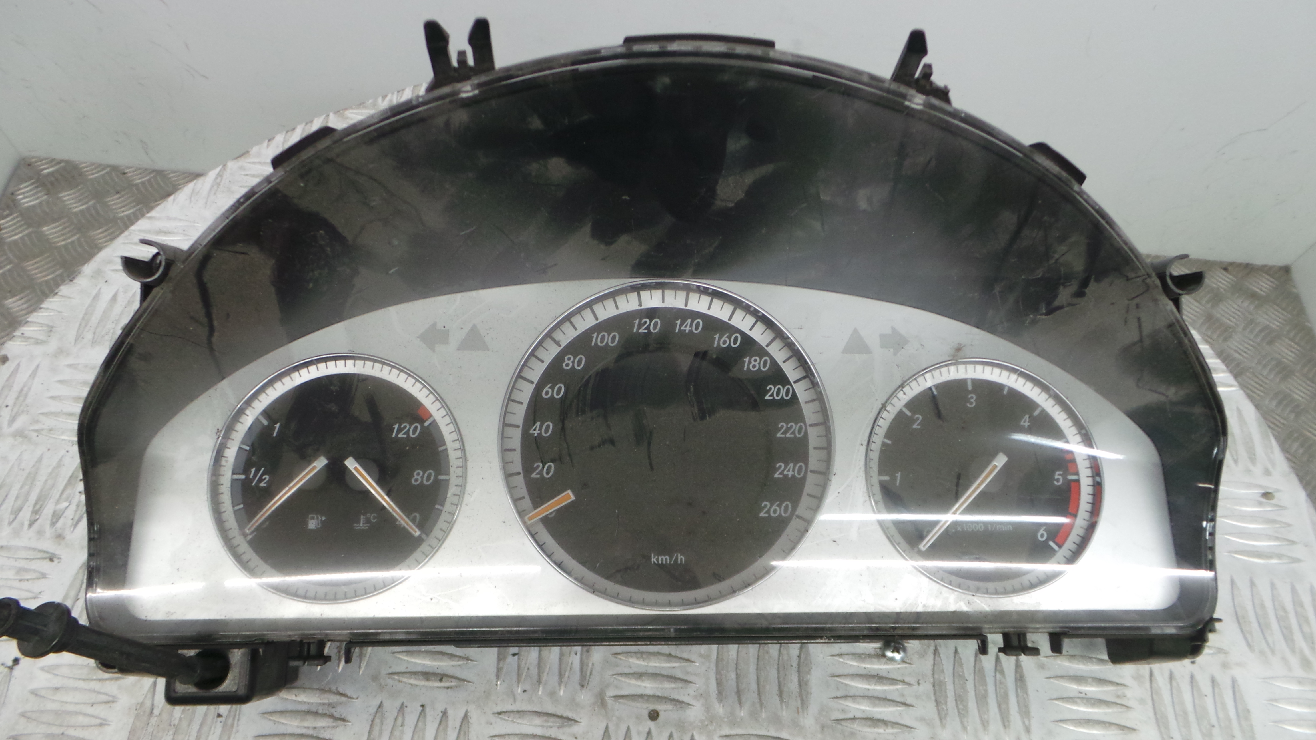 Quadrante A2045404548 - MERCEDES-BENZ C-CLASS (W204)-33182286